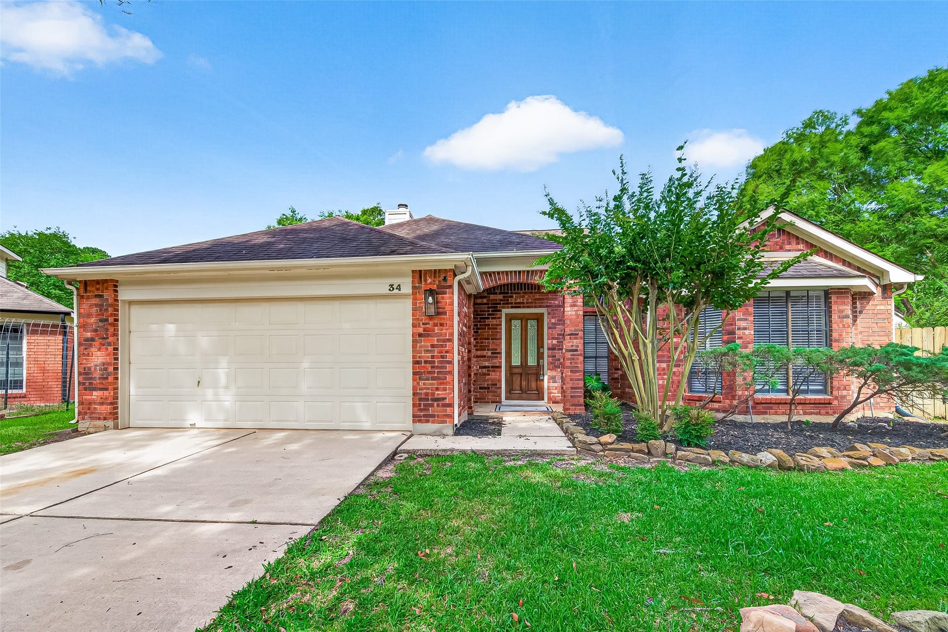 34 Green Slope Place, The Woodlands, TX 77381 34 Green Slope Place, The Woodlands, TX 77381