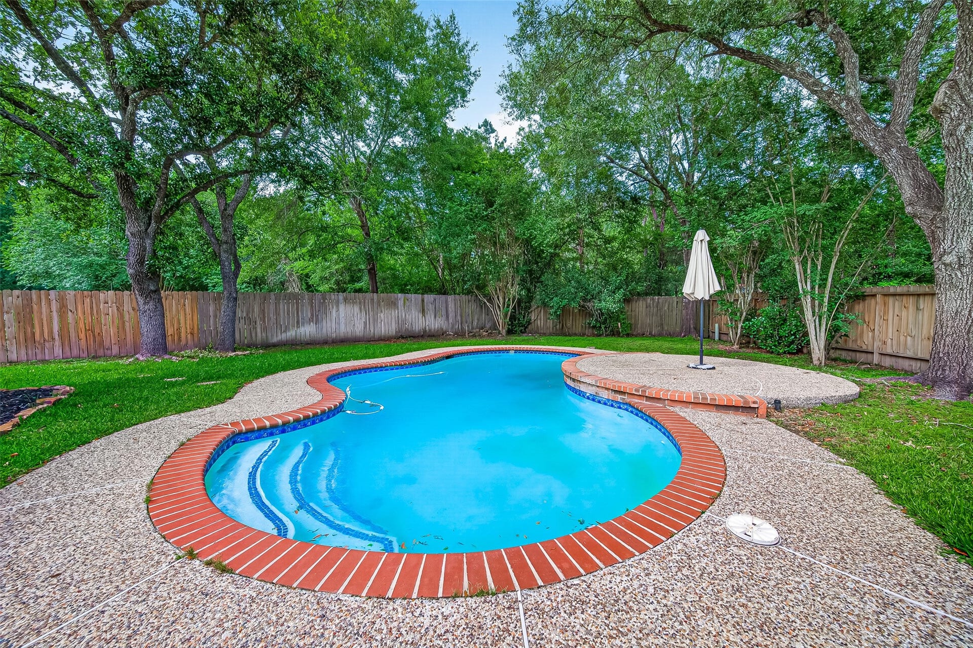 34 Green Slope Place, The Woodlands, TX 77381 34 Green Slope Place, The Woodlands, TX 77381