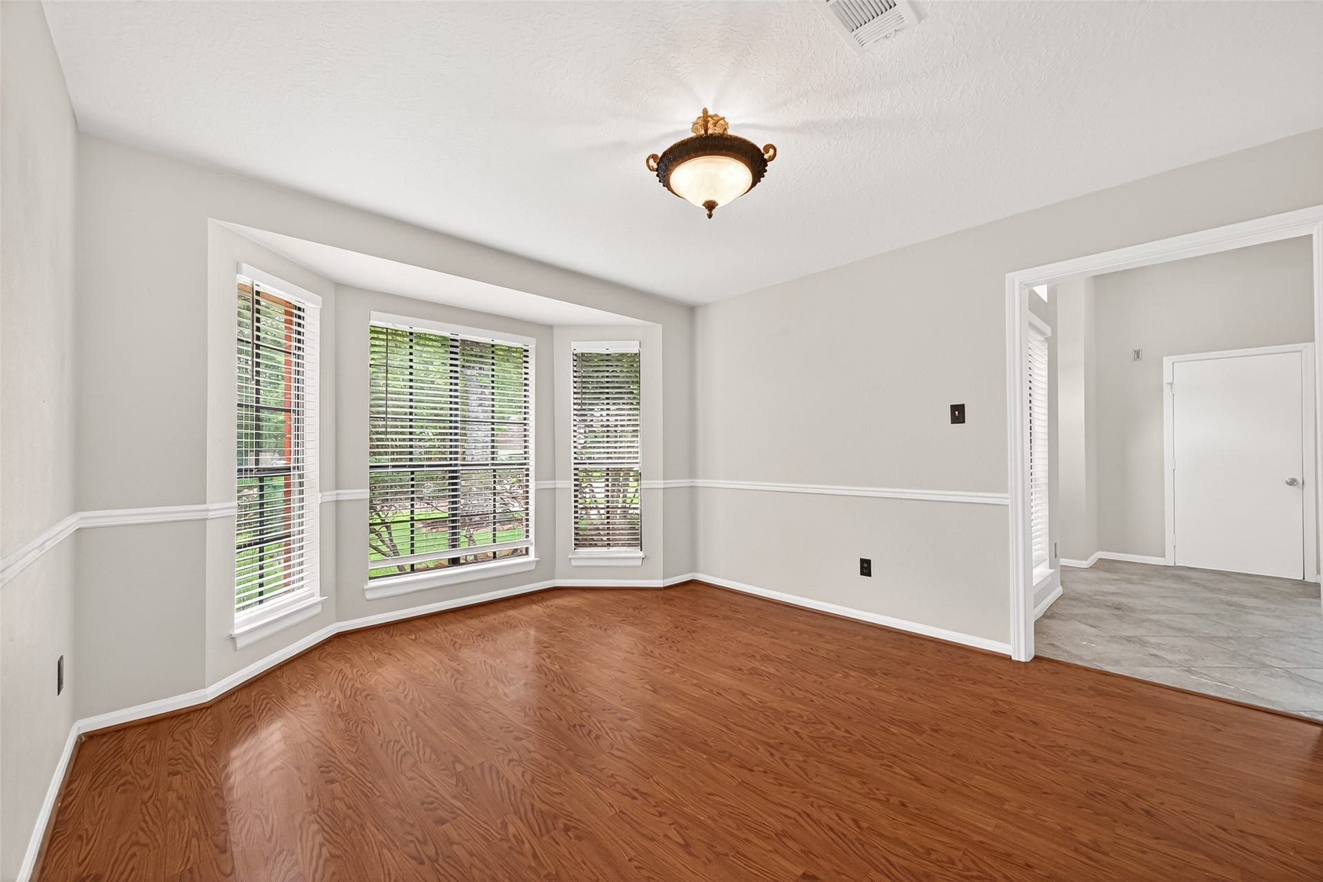 34 Green Slope Place, The Woodlands, TX 77381 34 Green Slope Place, The Woodlands, TX 77381