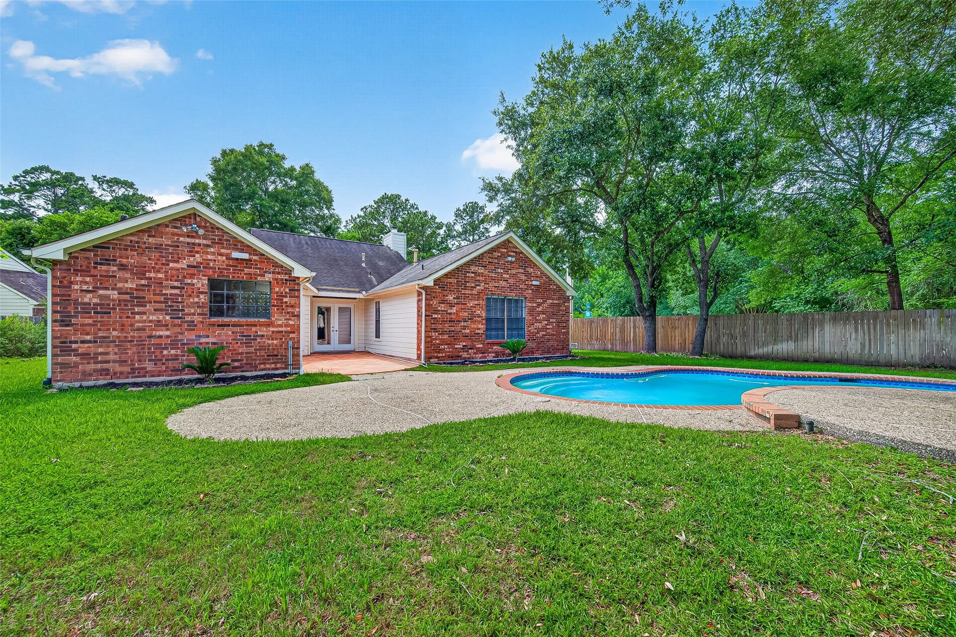 34 Green Slope Place, The Woodlands, TX 77381 34 Green Slope Place, The Woodlands, TX 77381