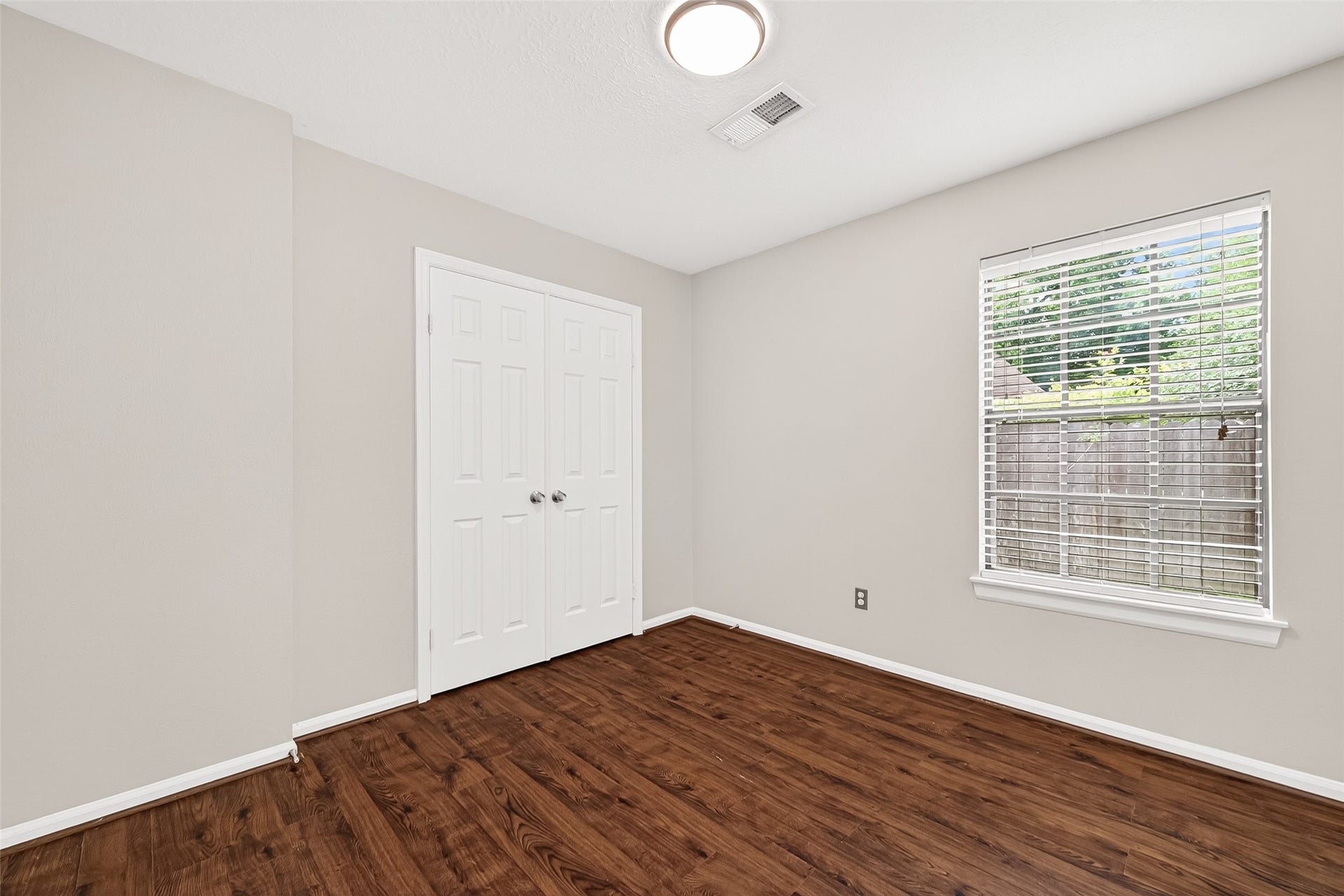 34 Green Slope Place, The Woodlands, TX 77381 34 Green Slope Place, The Woodlands, TX 77381