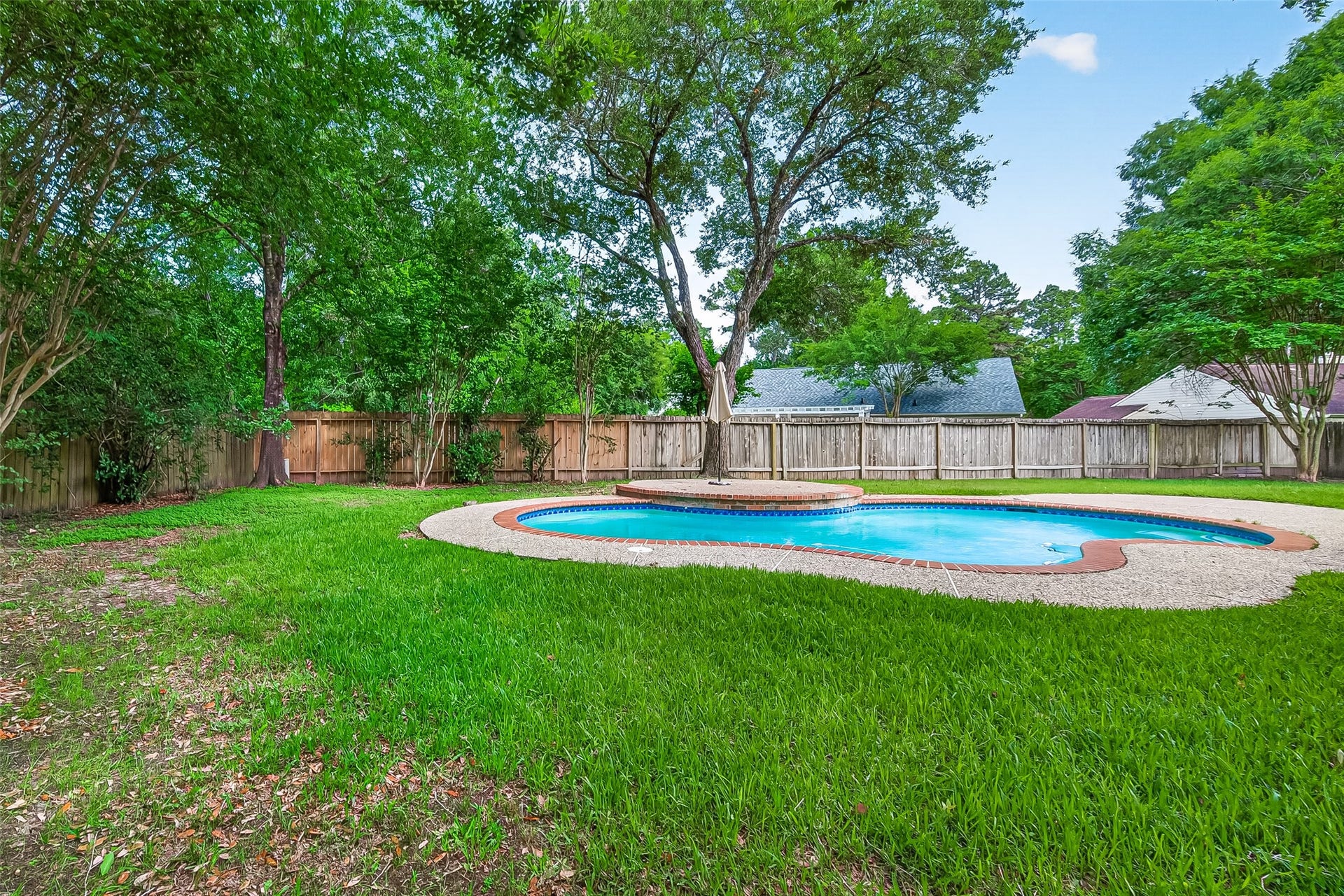34 Green Slope Place, The Woodlands, TX 77381 34 Green Slope Place, The Woodlands, TX 77381