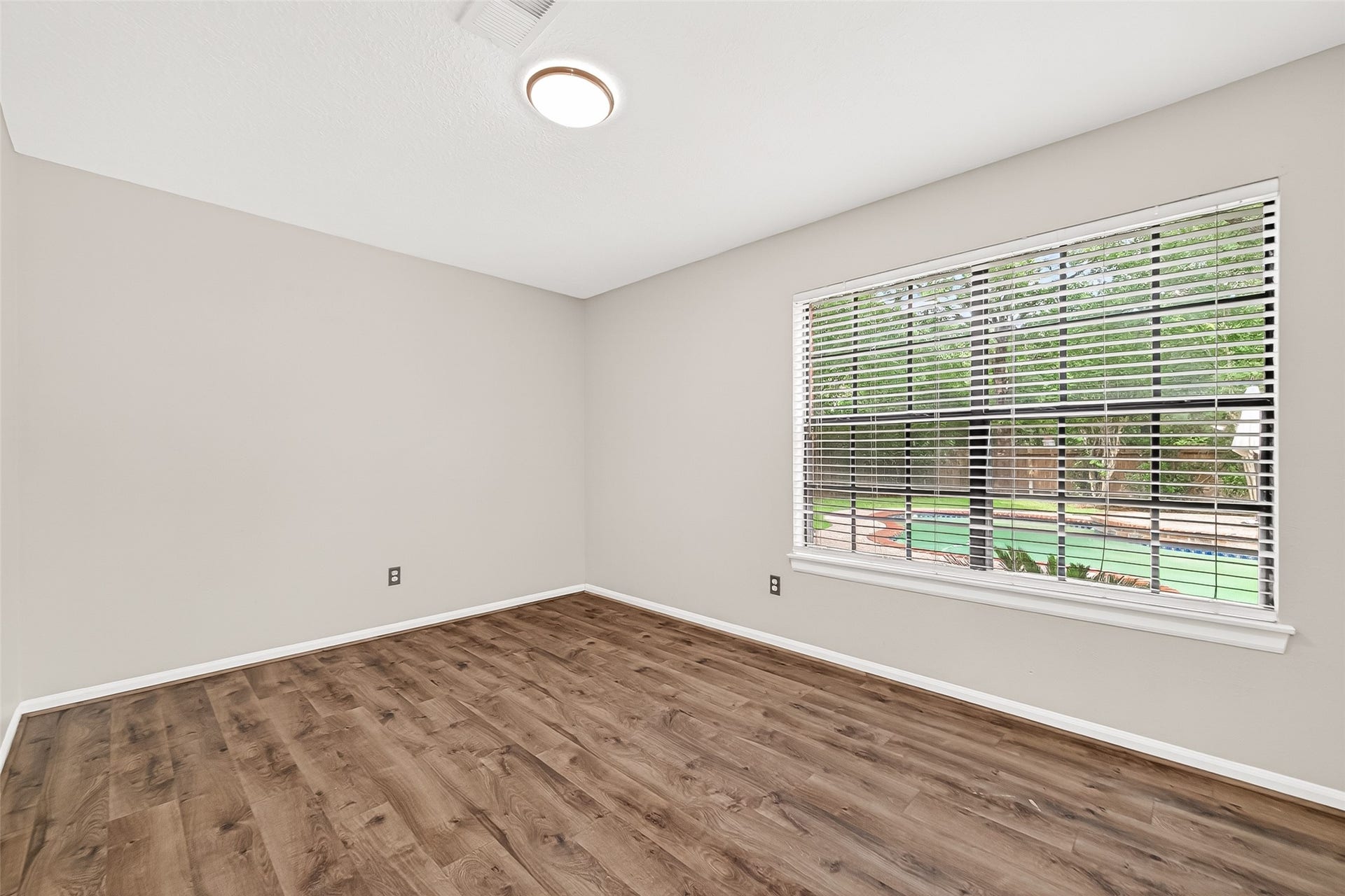 34 Green Slope Place, The Woodlands, TX 77381 34 Green Slope Place, The Woodlands, TX 77381