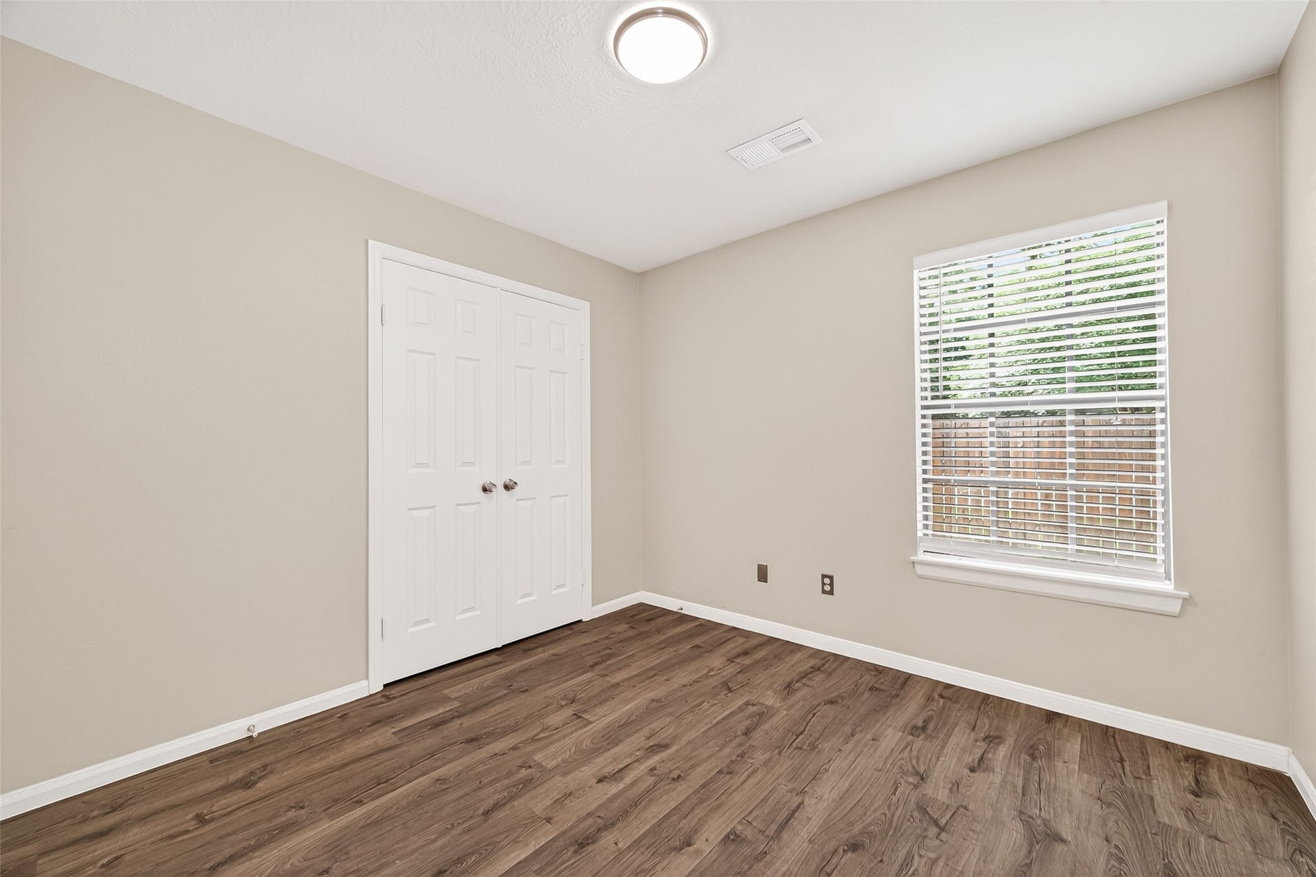 34 Green Slope Place, The Woodlands, TX 77381 34 Green Slope Place, The Woodlands, TX 77381