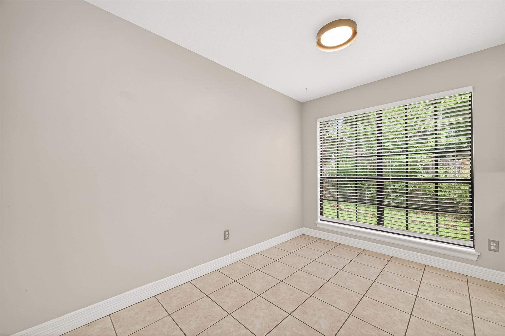 34 Green Slope Place, The Woodlands, TX 77381 34 Green Slope Place, The Woodlands, TX 77381