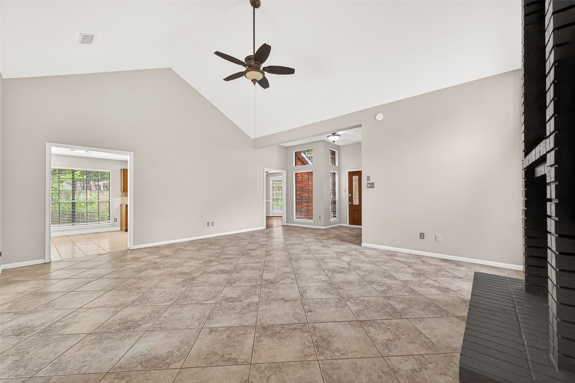 34 Green Slope Place, The Woodlands, TX 77381 34 Green Slope Place, The Woodlands, TX 77381