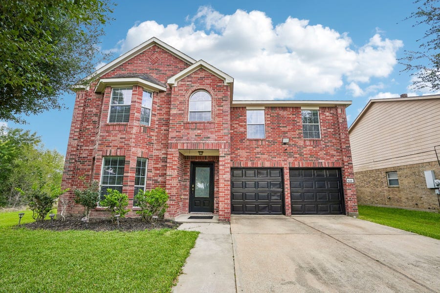 Property photo for 5119 Laurynnbrook Drive, Pasadena, TX