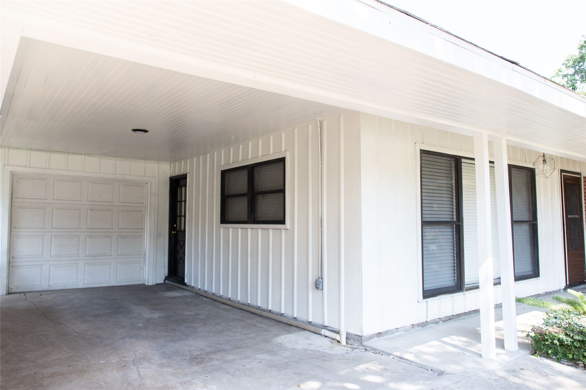 4114 Lemac Drive, Houston, TX 77025 4114 Lemac Drive, Houston, TX 77025