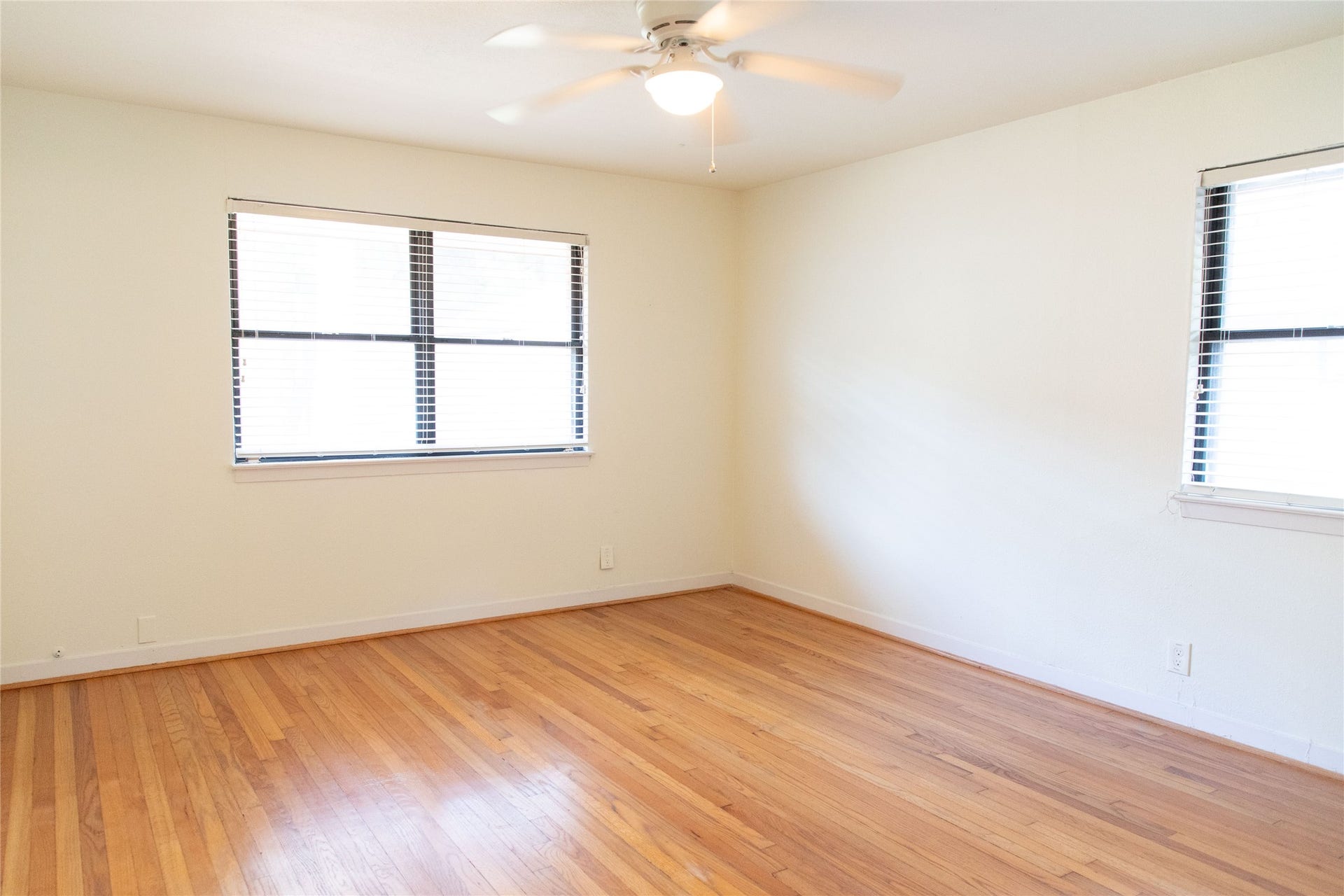 4114 Lemac Drive, Houston, TX 77025 4114 Lemac Drive, Houston, TX 77025