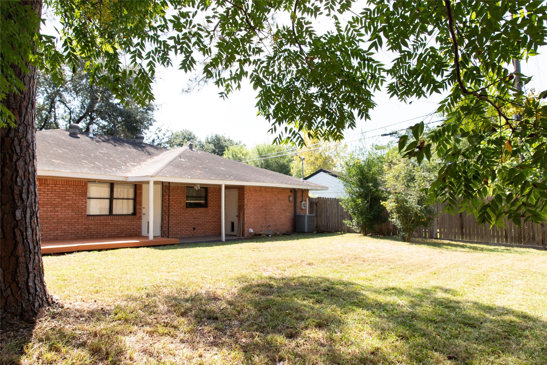 4114 Lemac Drive, Houston, TX 77025 4114 Lemac Drive, Houston, TX 77025