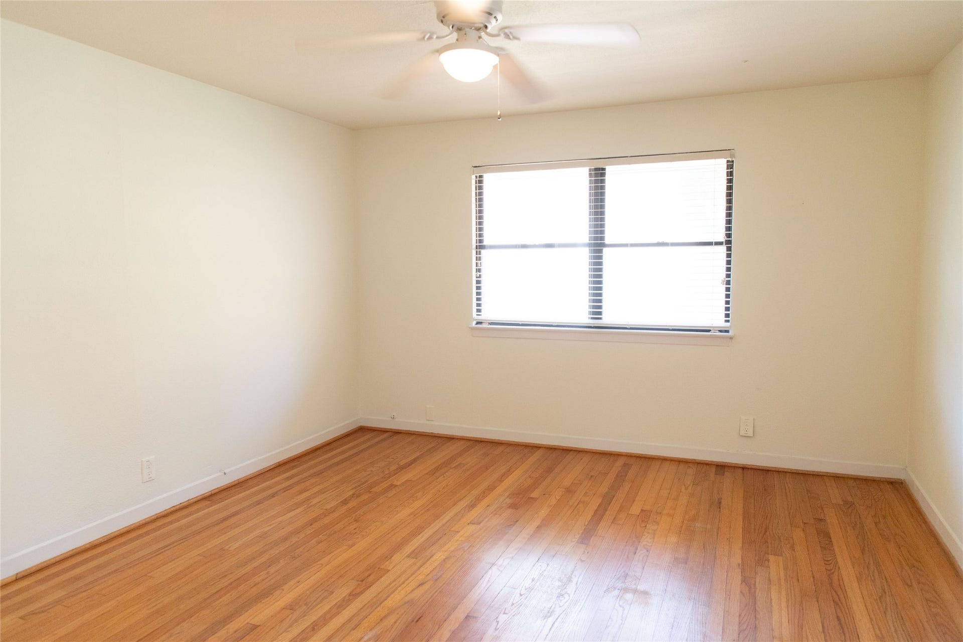 4114 Lemac Drive, Houston, TX 77025 4114 Lemac Drive, Houston, TX 77025