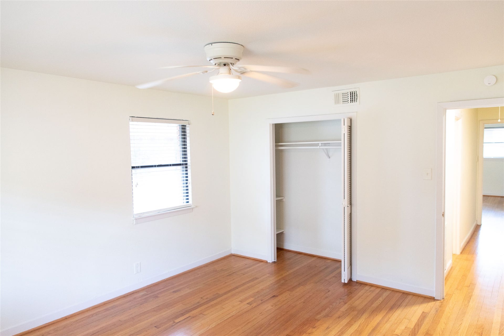 4114 Lemac Drive, Houston, TX 77025 4114 Lemac Drive, Houston, TX 77025