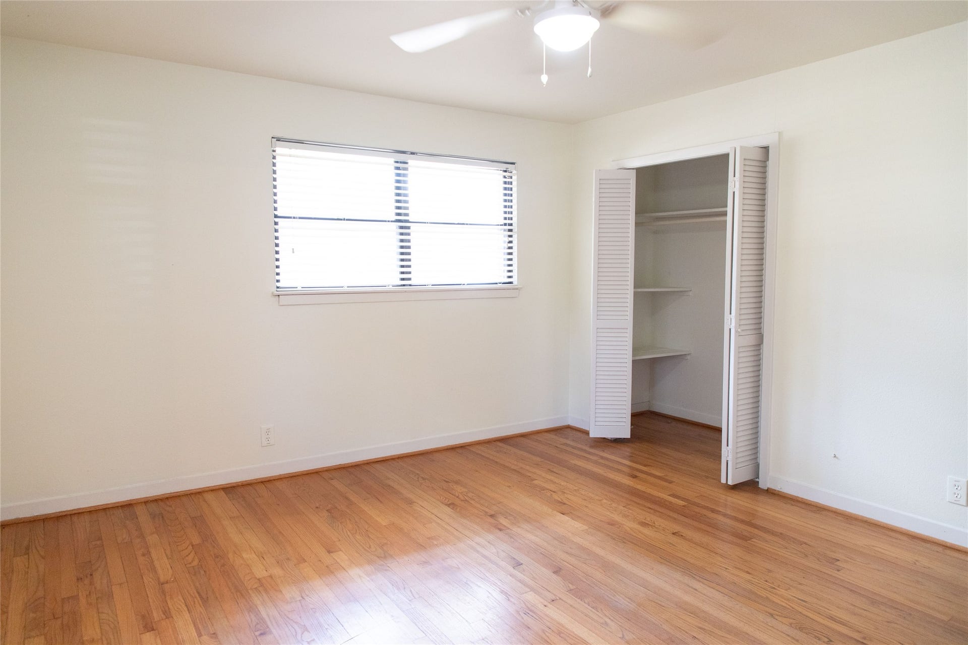 4114 Lemac Drive, Houston, TX 77025 4114 Lemac Drive, Houston, TX 77025