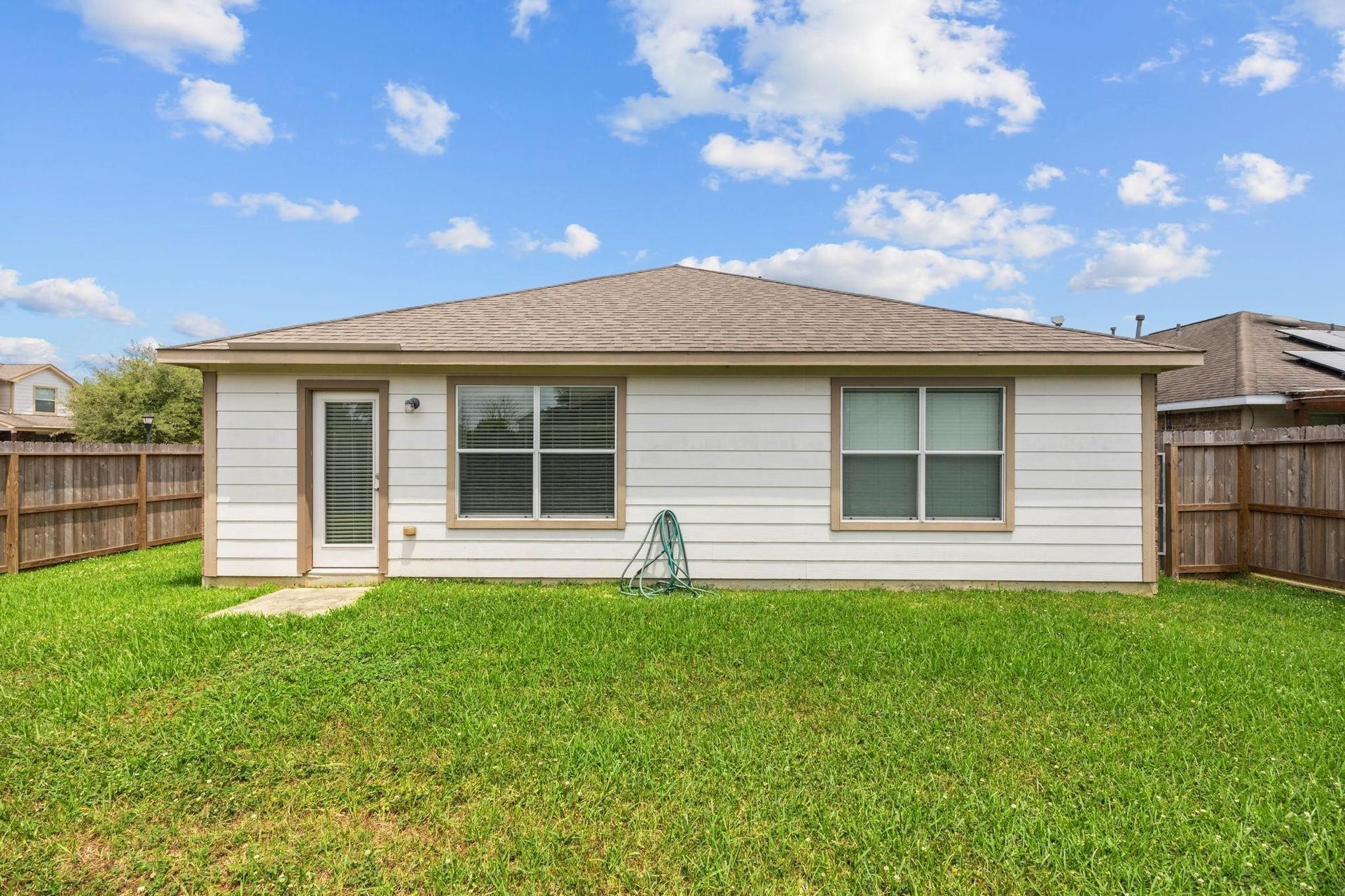 13202 Southern Creek Drive, Pearland, TX 77584 13202 Southern Creek Drive, Pearland, TX 77584