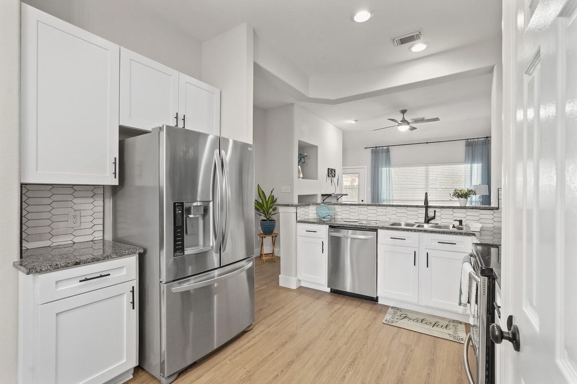 8915 Summer Ash Lane, Sugar Land, TX 77479 8915 Summer Ash Lane, Sugar Land, TX 77479