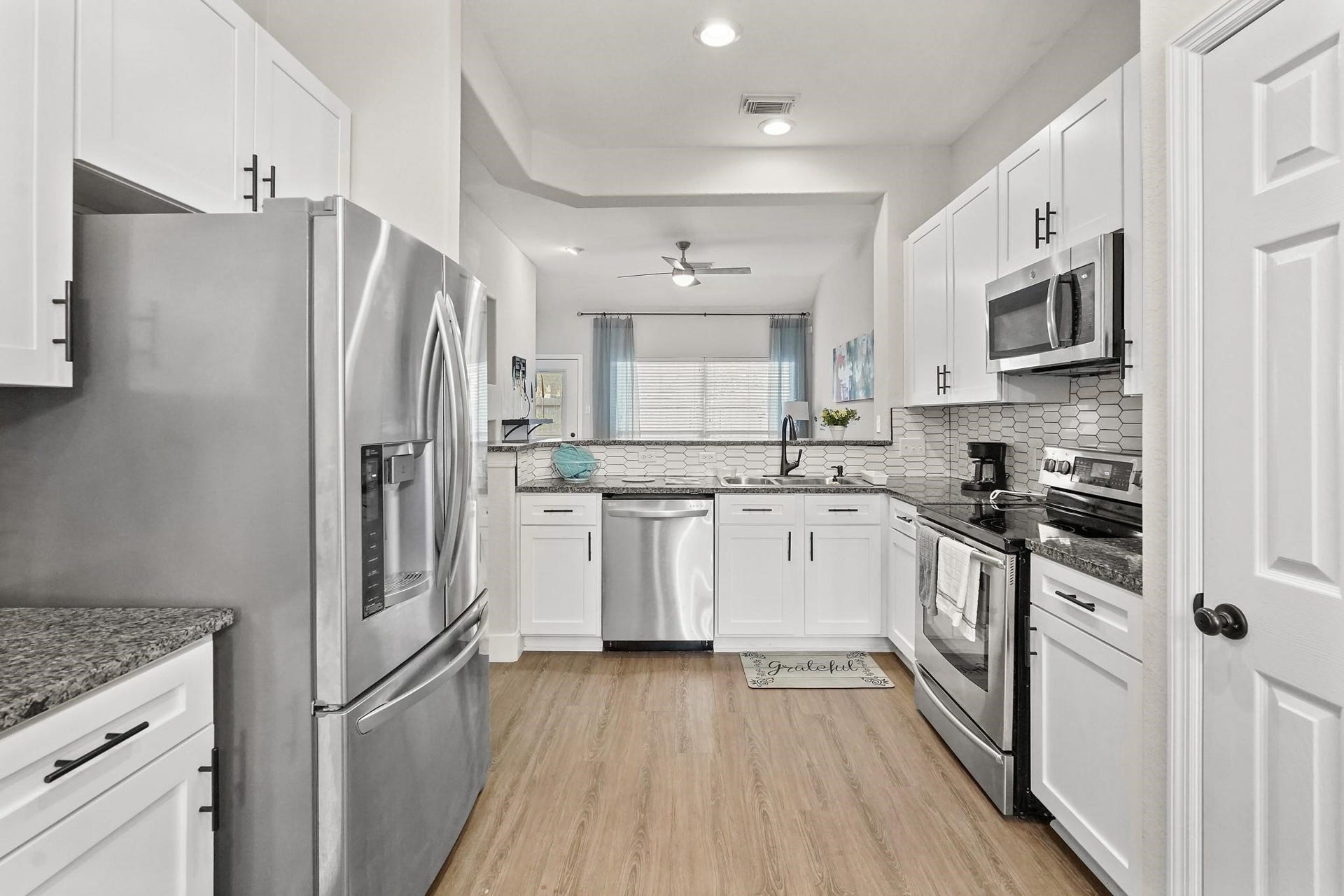8915 Summer Ash Lane, Sugar Land, TX 77479 8915 Summer Ash Lane, Sugar Land, TX 77479
