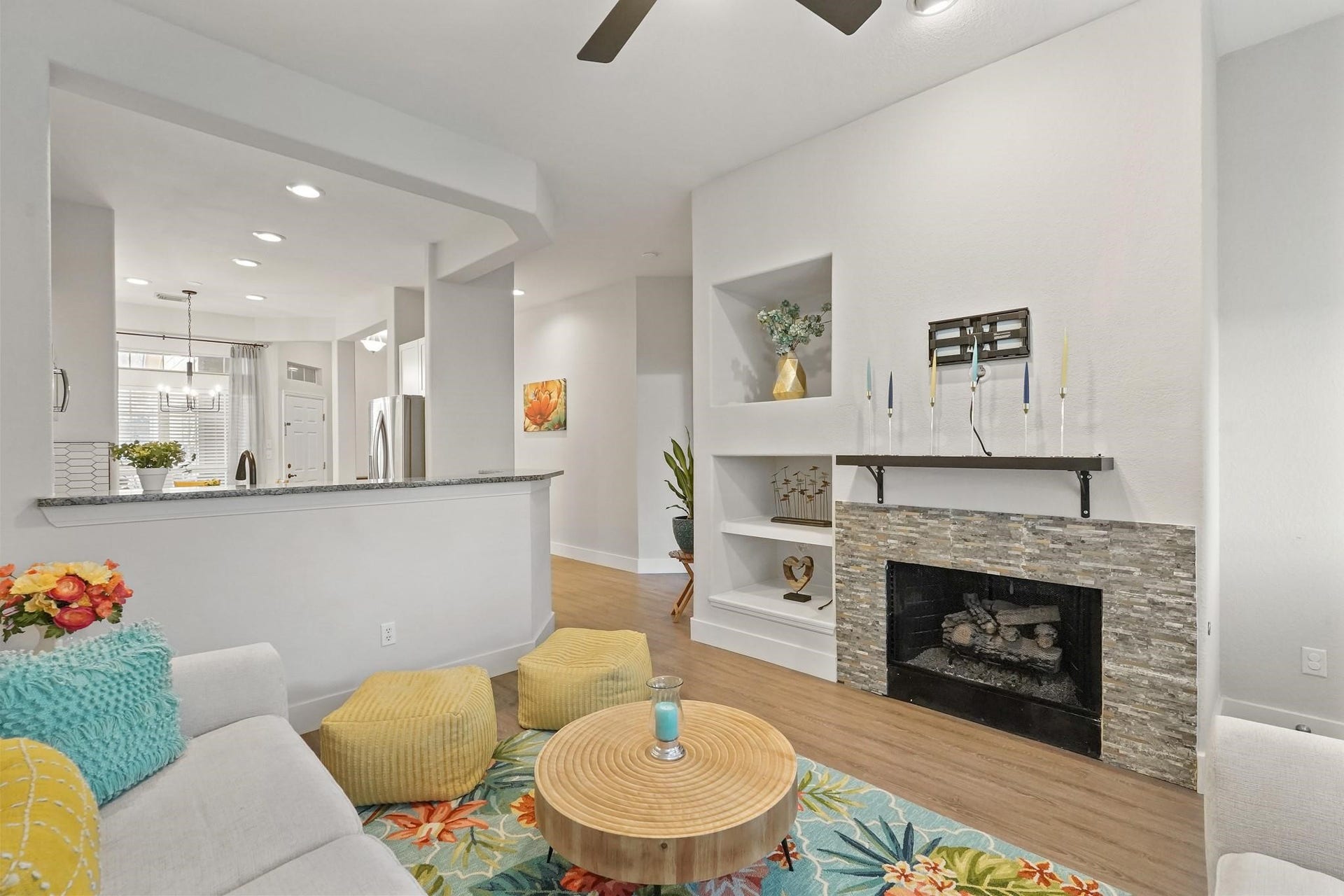8915 Summer Ash Lane, Sugar Land, TX 77479 8915 Summer Ash Lane, Sugar Land, TX 77479