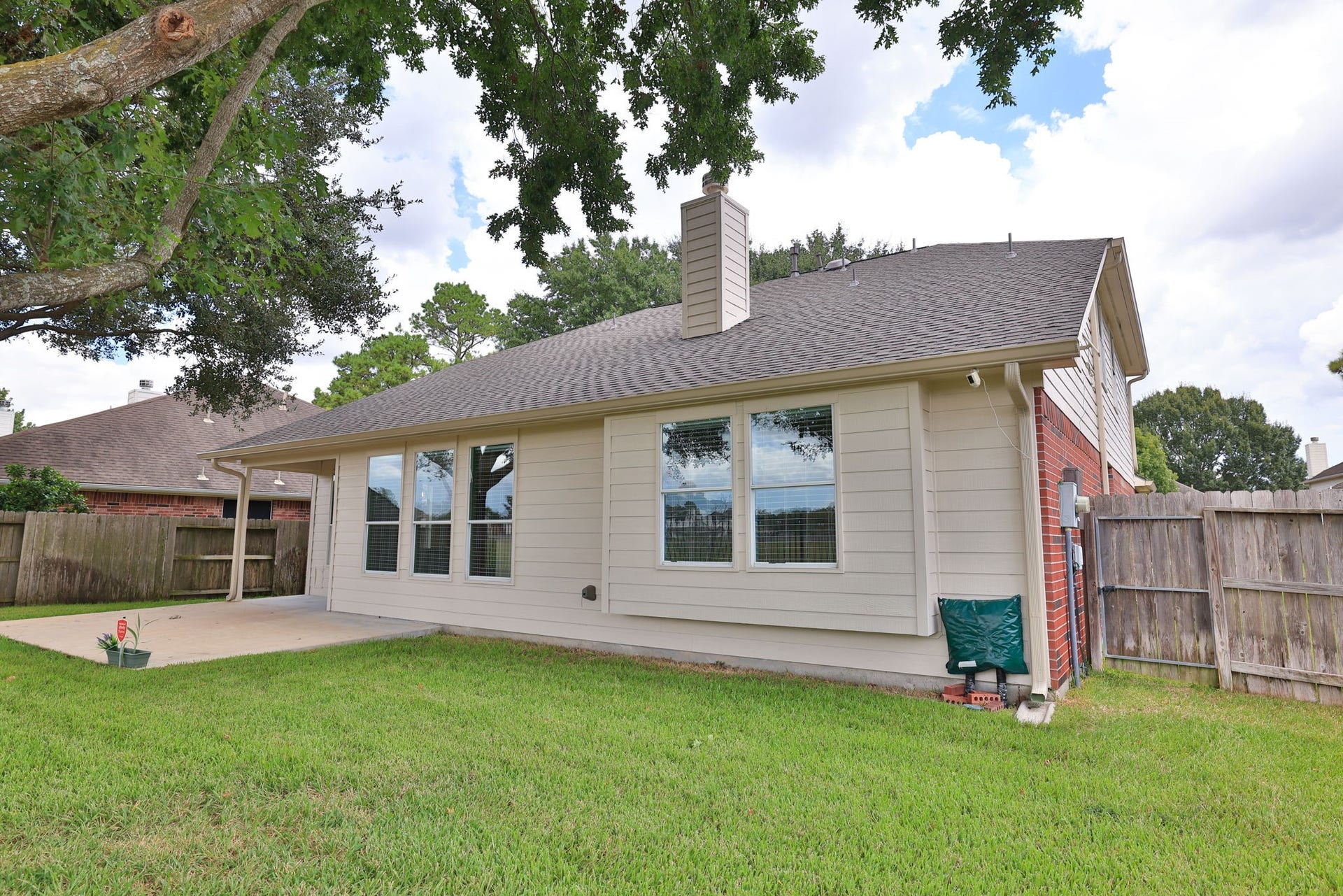 8823 Catawissa Drive, Houston, TX 77095 8823 Catawissa Drive, Houston, TX 77095