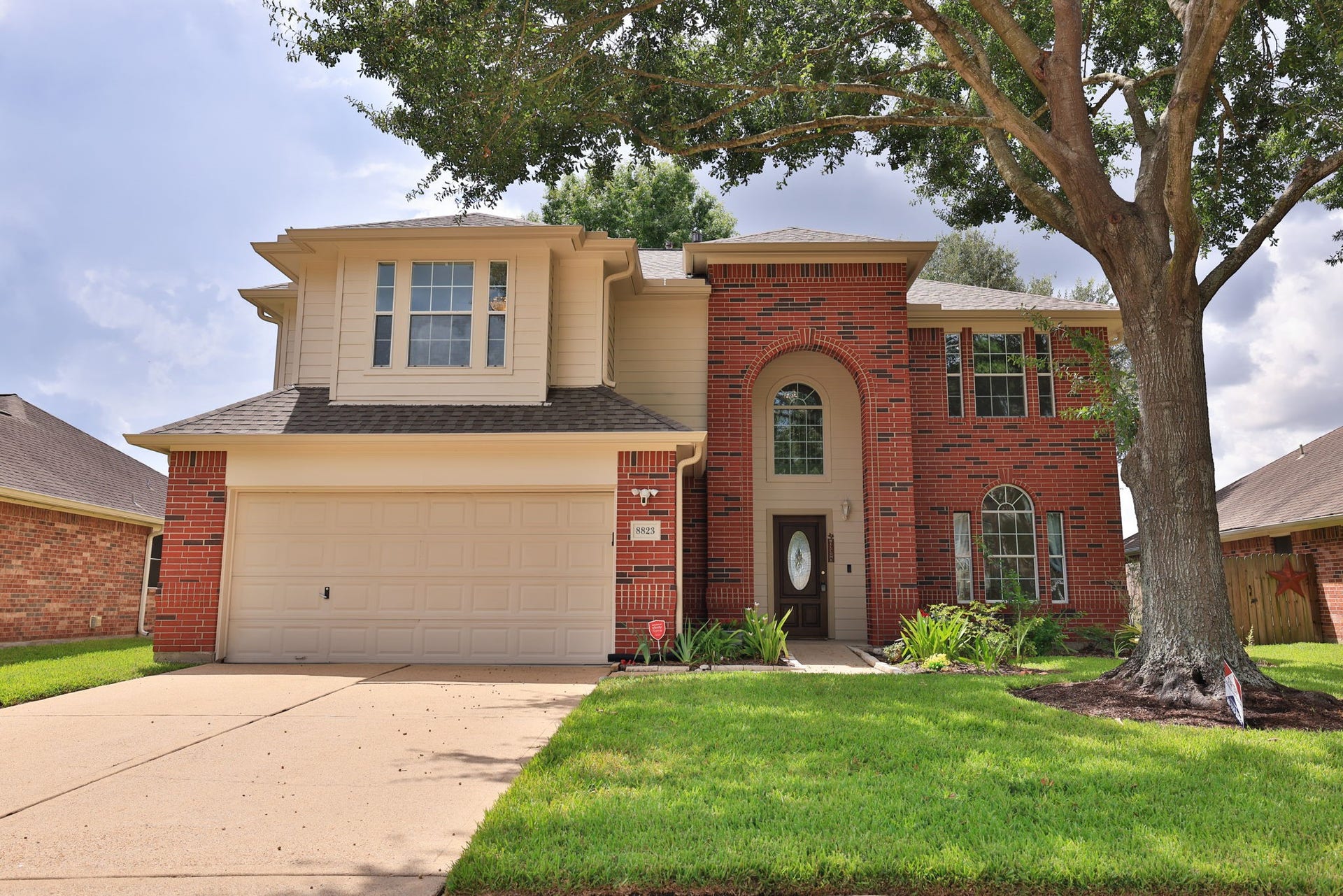 8823 Catawissa Drive, Houston, TX 77095 8823 Catawissa Drive, Houston, TX 77095