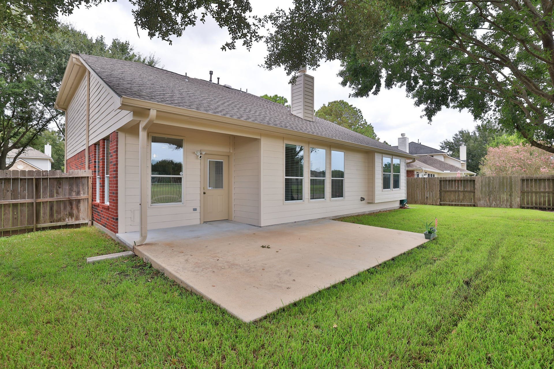 8823 Catawissa Drive, Houston, TX 77095 8823 Catawissa Drive, Houston, TX 77095