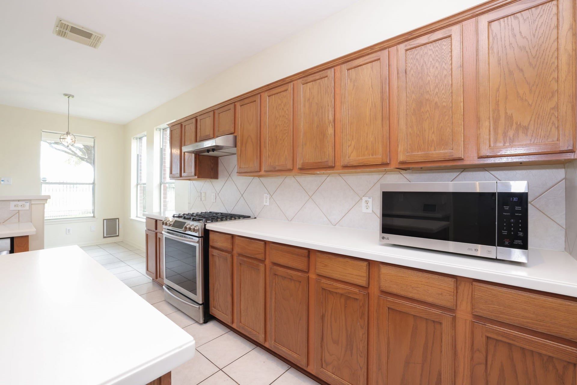8823 Catawissa Drive, Houston, TX 77095 8823 Catawissa Drive, Houston, TX 77095