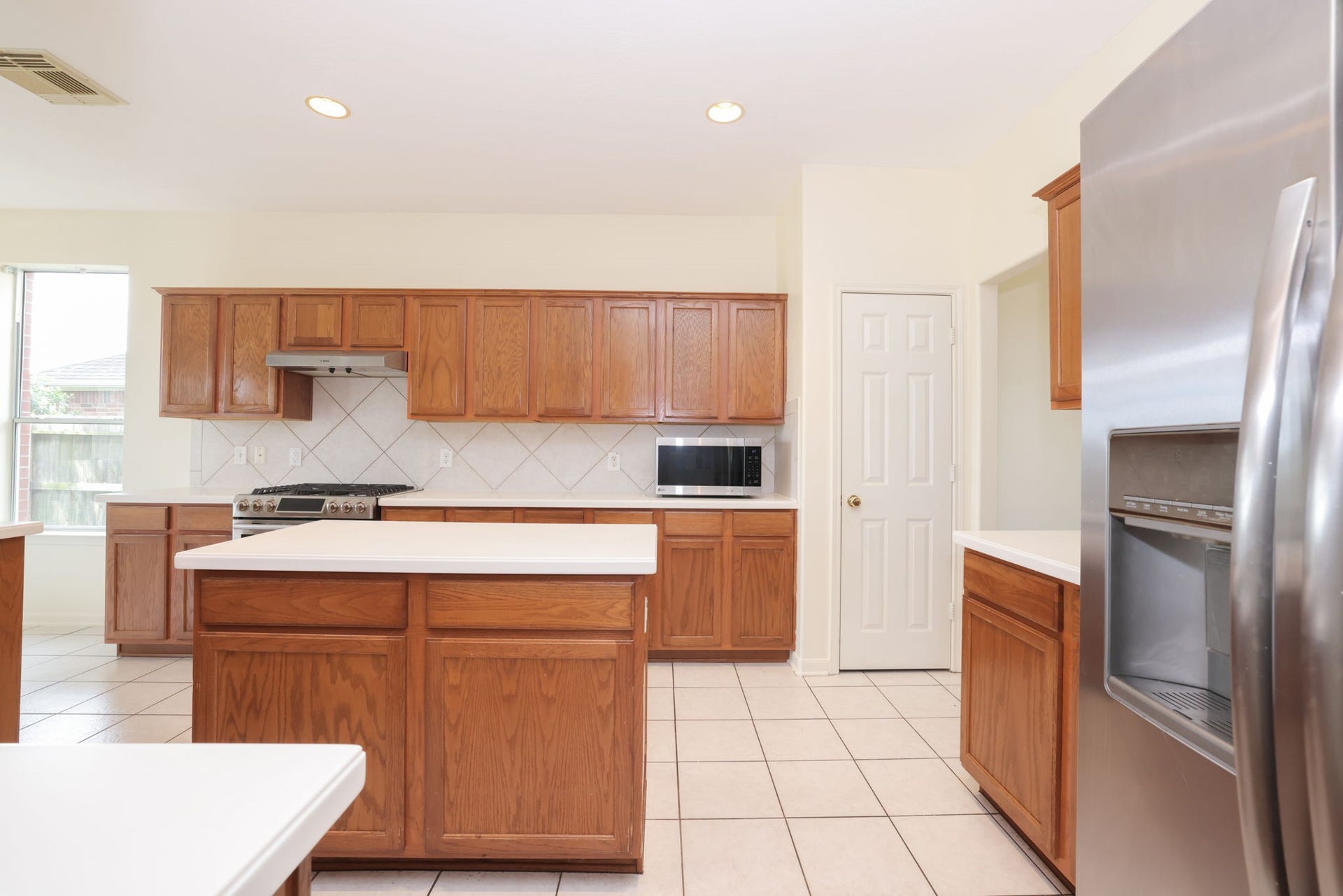 8823 Catawissa Drive, Houston, TX 77095 8823 Catawissa Drive, Houston, TX 77095