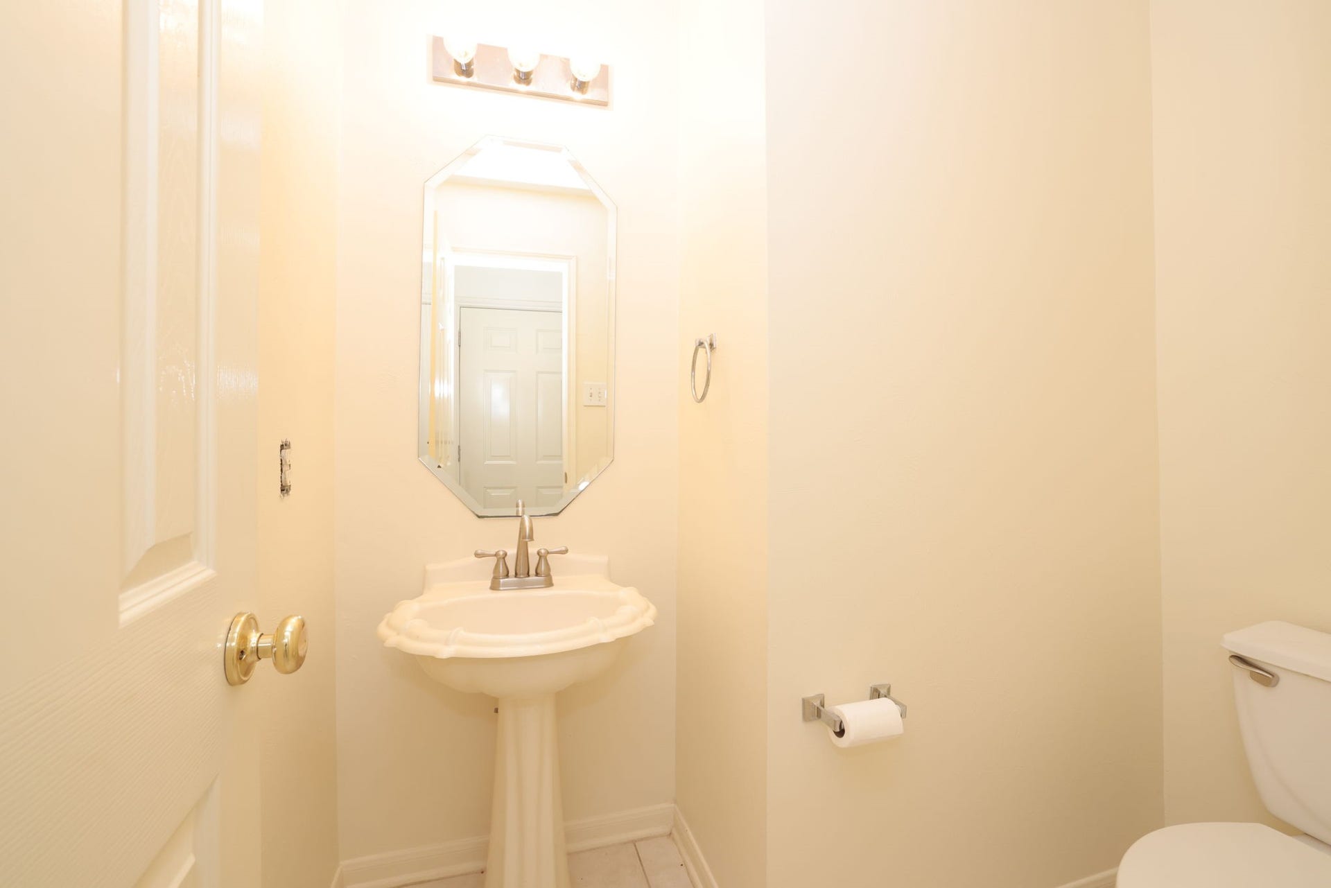 8823 Catawissa Drive, Houston, TX 77095 8823 Catawissa Drive, Houston, TX 77095