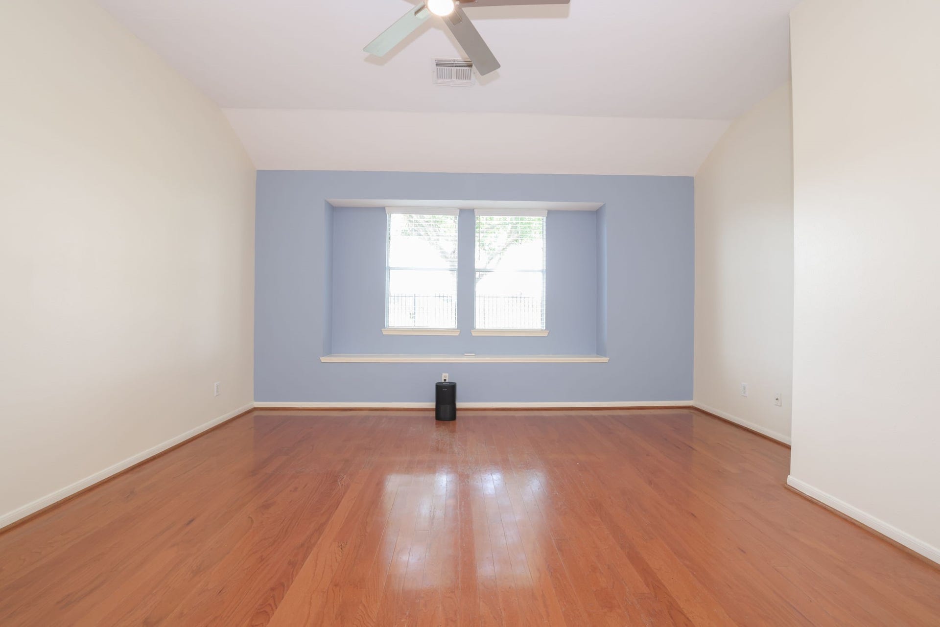 8823 Catawissa Drive, Houston, TX 77095 8823 Catawissa Drive, Houston, TX 77095