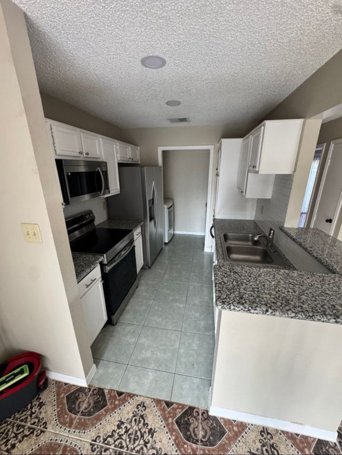 8409 Sands Point Drive, Houston, TX 77036 8409 Sands Point Drive, Houston, TX 77036