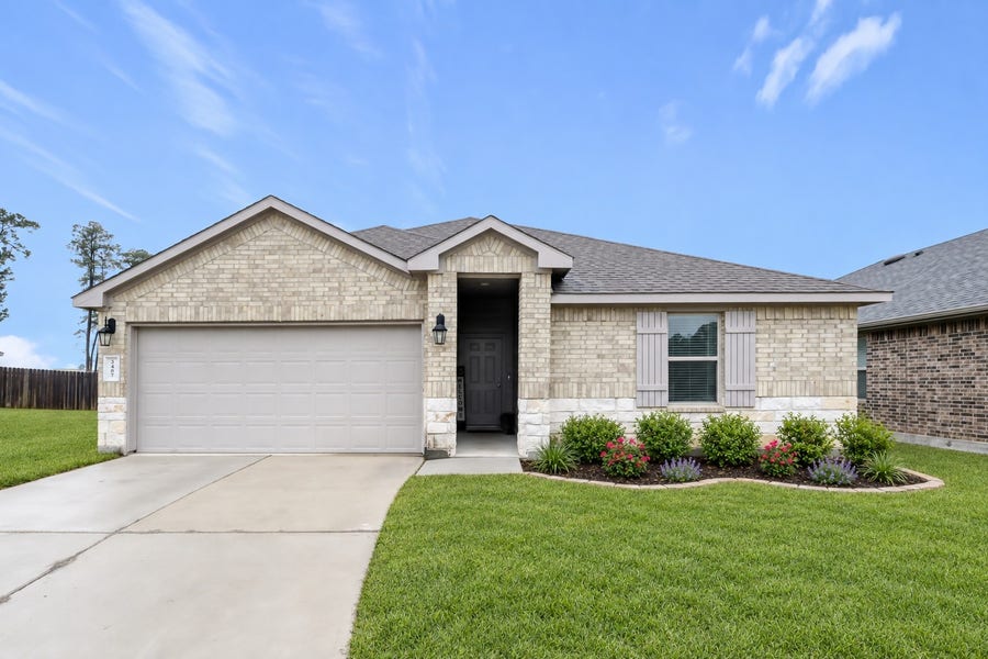 Property photo for 3407 Quiet Gate Lane, Conroe, TX