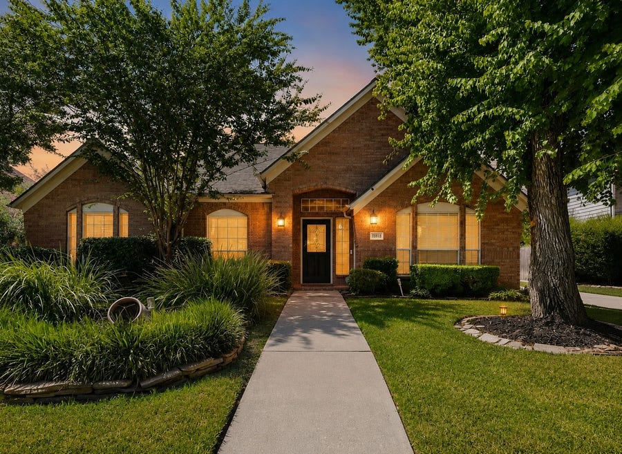 Property photo for 11515 Brown Trail, Tomball, TX