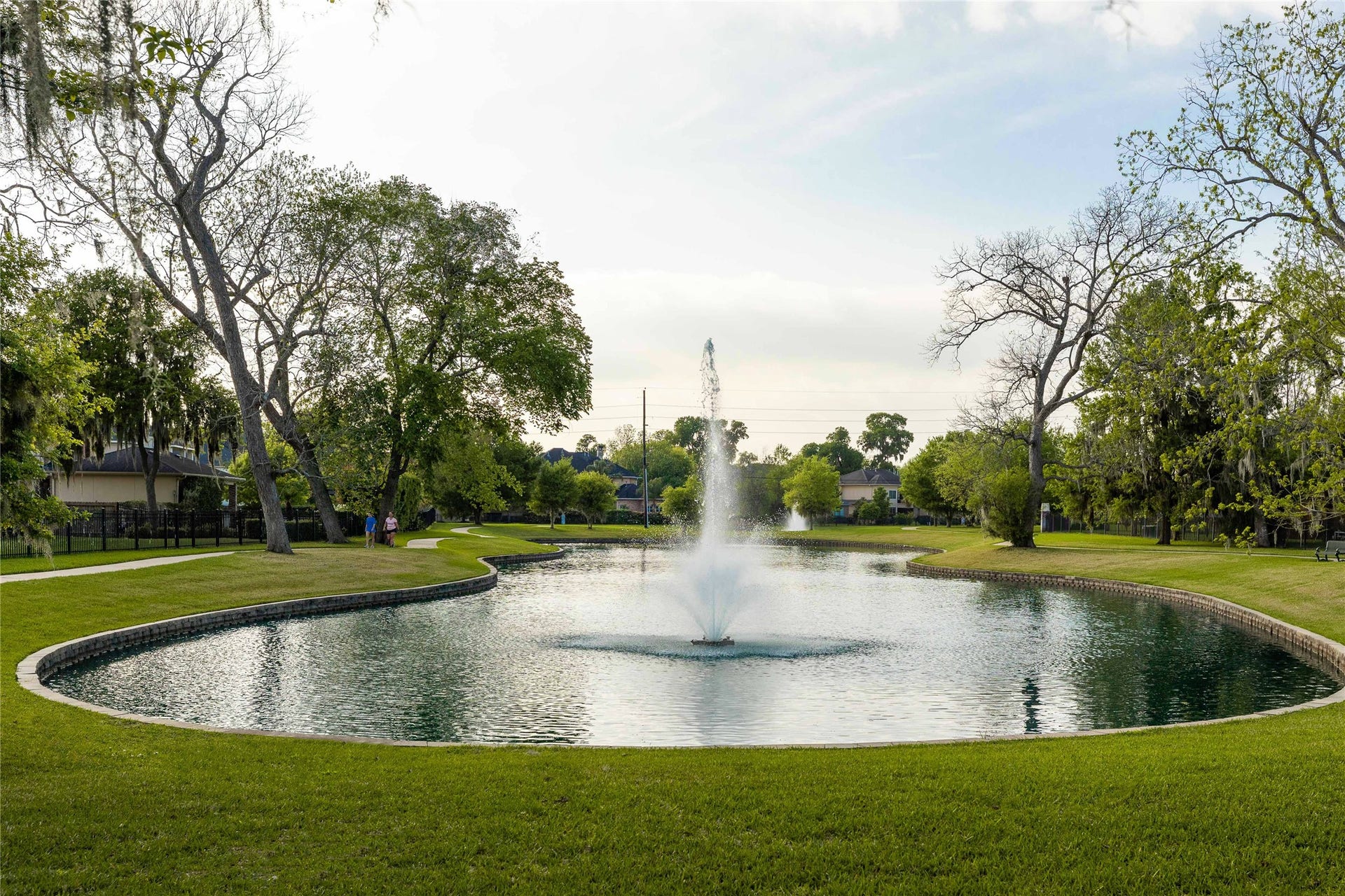 Enjoy the peaceful scenery of Greatwood's picturesque lakes and fountains.