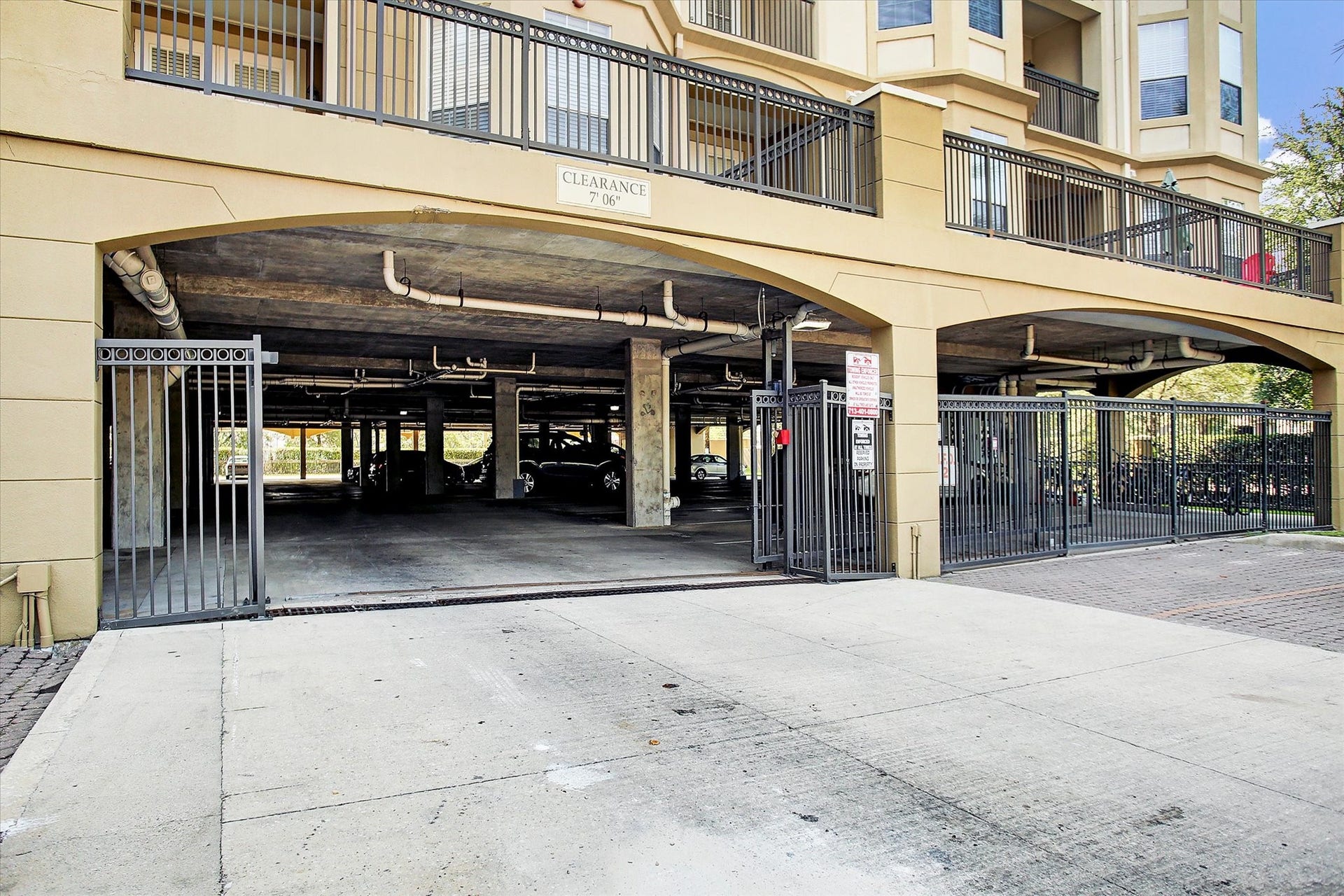 7575 Kirby Drive, #2217, Houston, TX 77030 7575 Kirby Drive, #2217, Houston, TX 77030