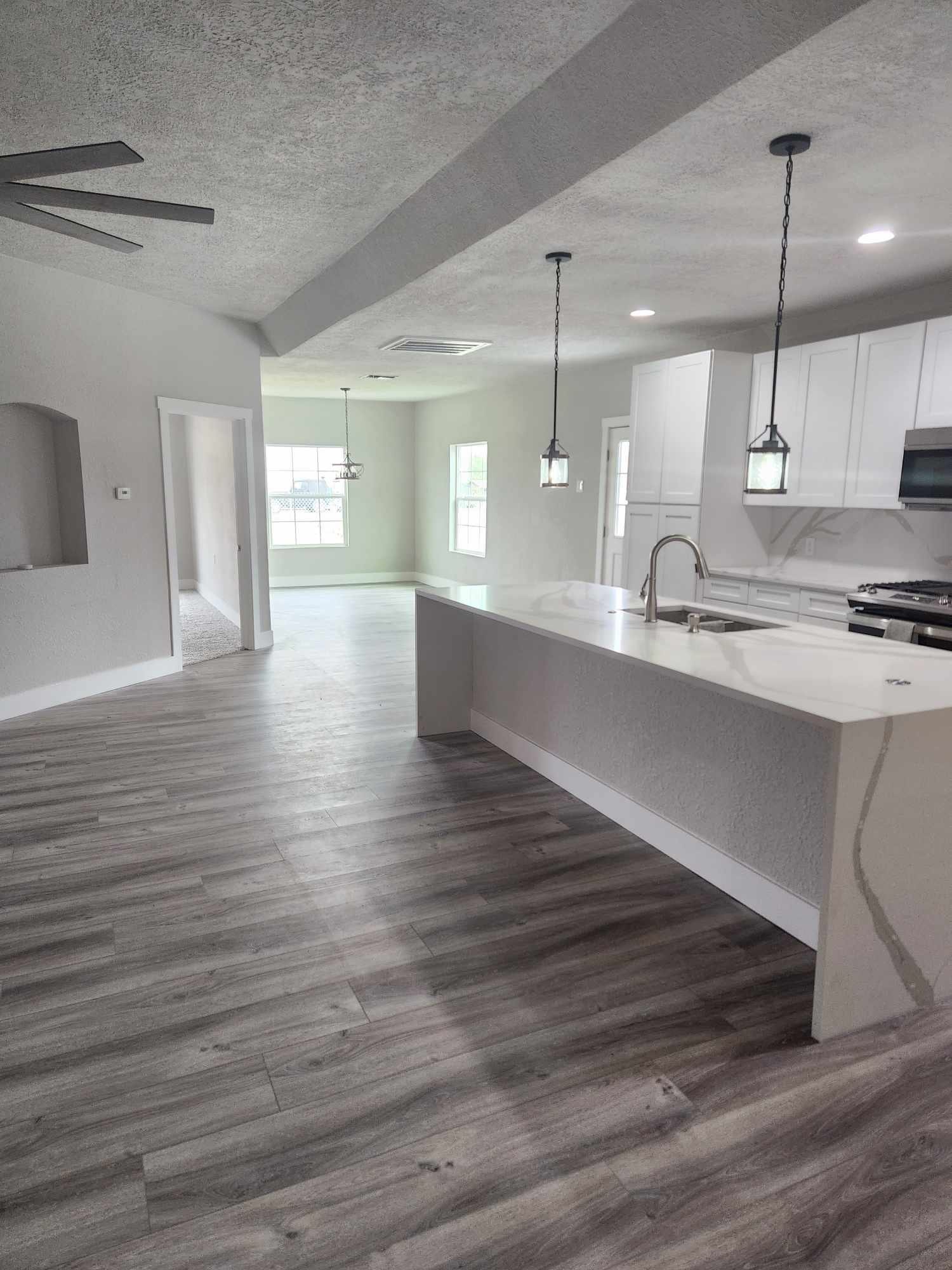 2924 29th Street N, Texas City, TX 77590 Open Kitchen