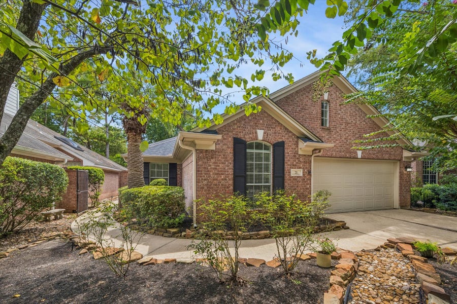Property photo for 71 W Honey Grove Place, The Woodlands, TX