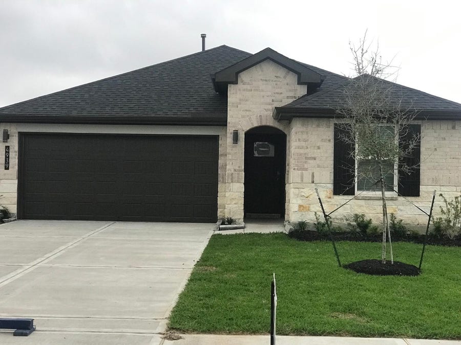 Property photo for 4939 Oakwood Drive, Arcola, TX