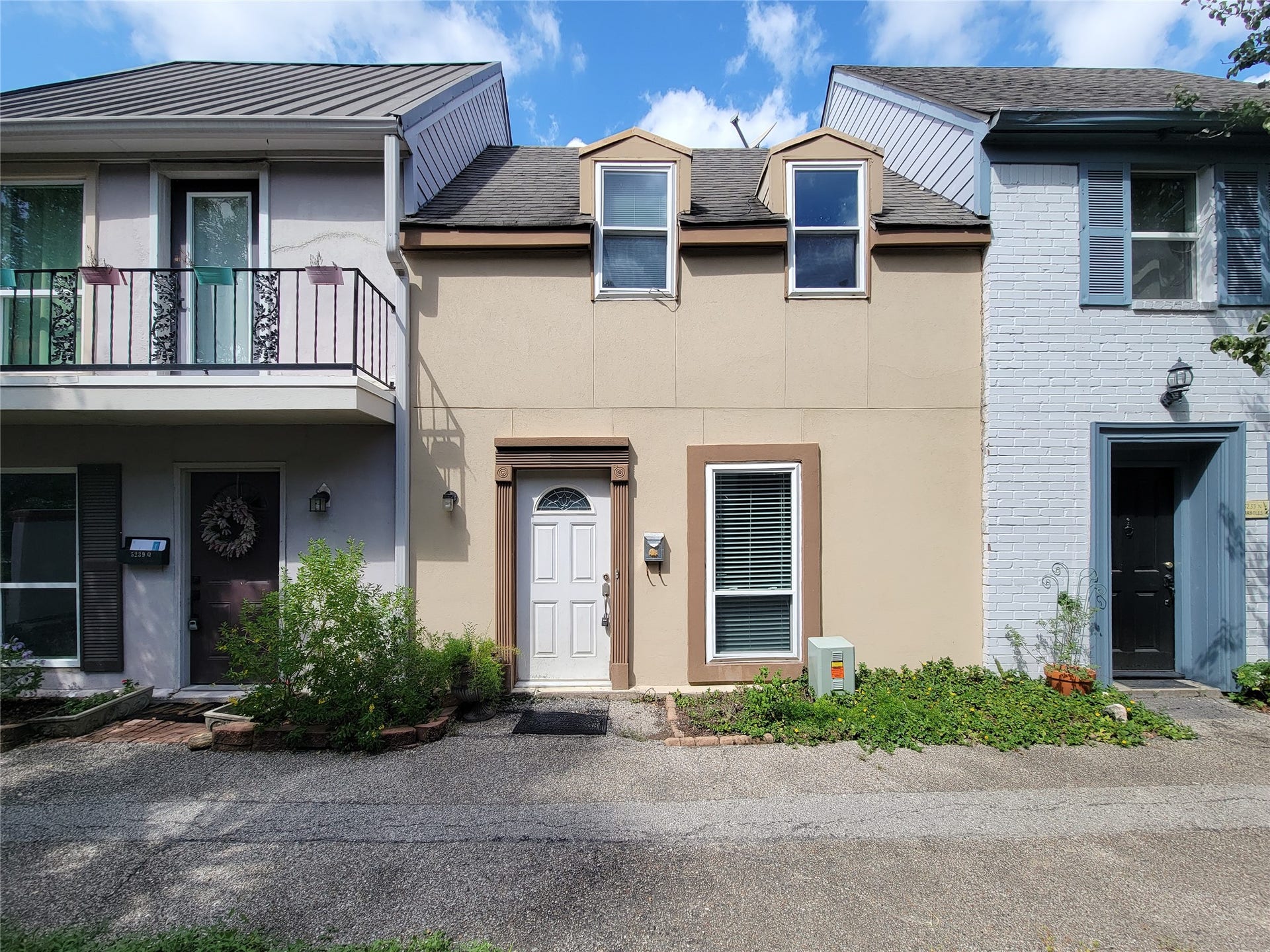 5239 Arboles Drive, #P, Houston, TX 77035 5239 Arboles Drive, #P, Houston, TX 77035