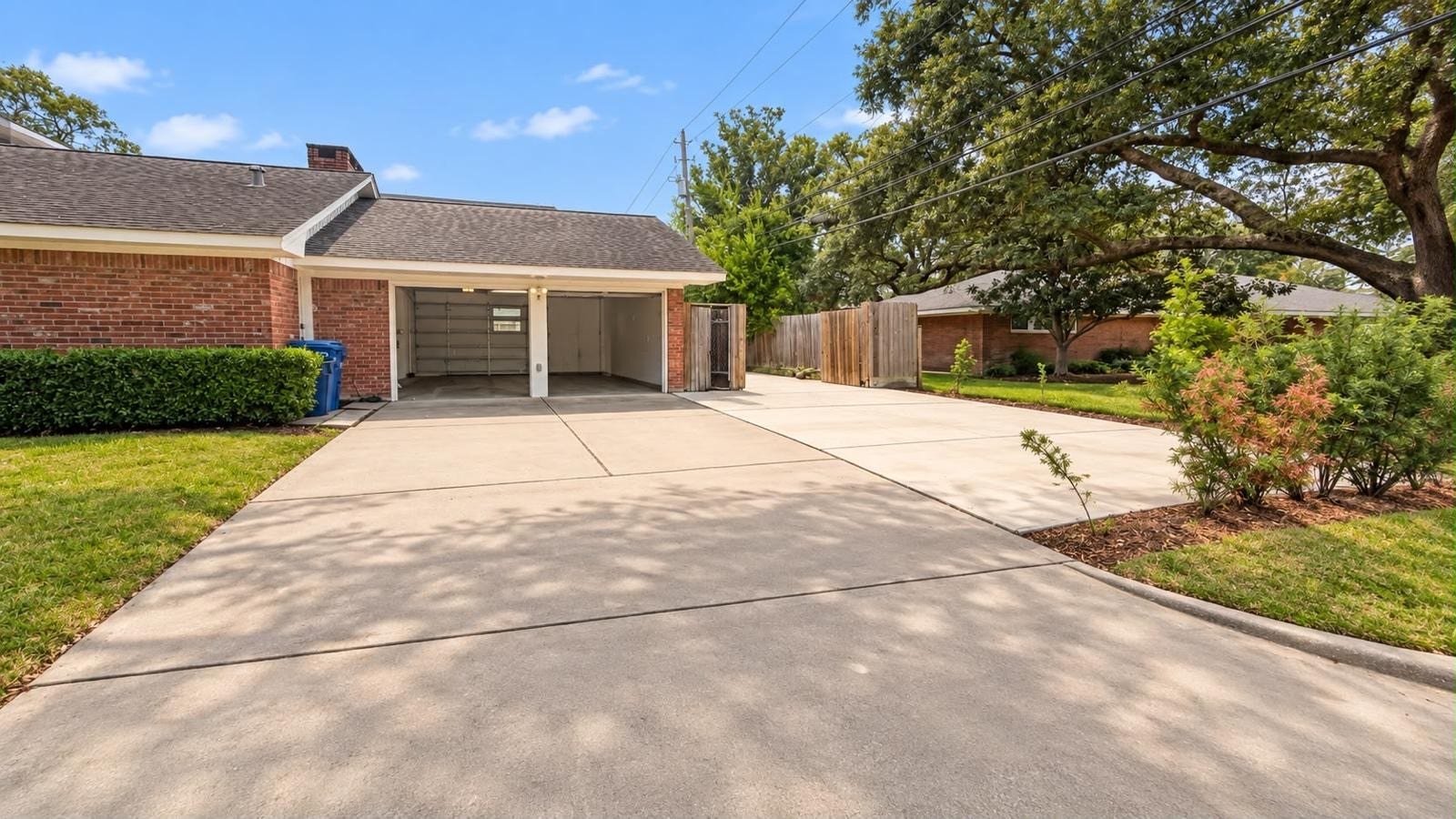 3102 Newcastle Drive, Houston, TX 77027 3102 Newcastle Drive, Houston, TX 77027