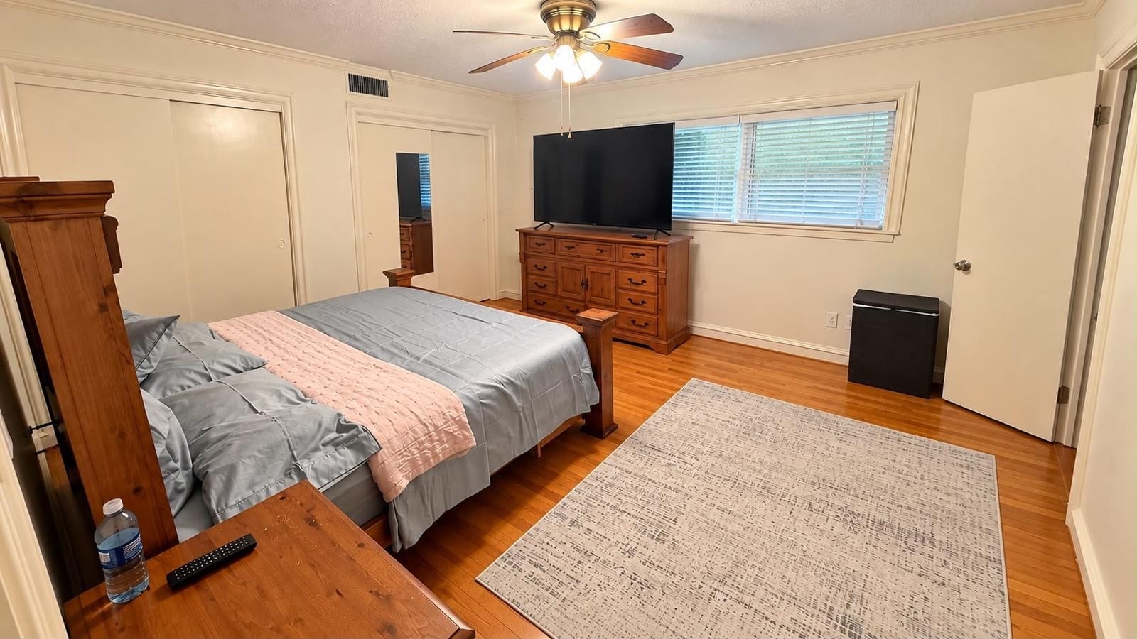3102 Newcastle Drive, Houston, TX 77027 3102 Newcastle Drive, Houston, TX 77027