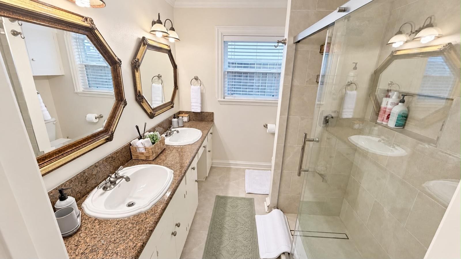 3102 Newcastle Drive, Houston, TX 77027 3102 Newcastle Drive, Houston, TX 77027