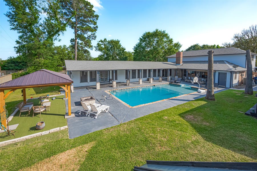 Property photo for 218 Beaumont Drive, Magnolia, TX