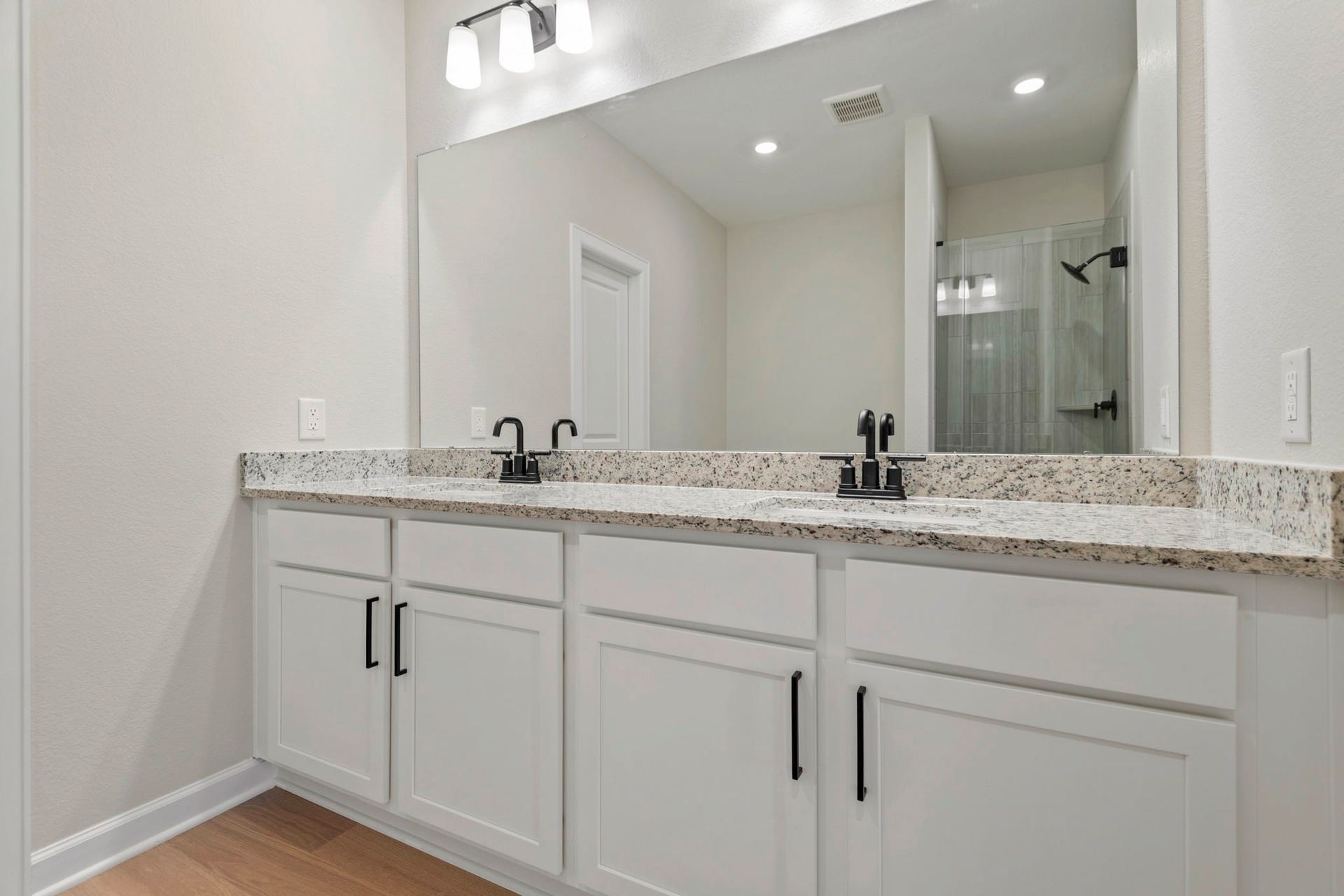 21551 Bluebonnet Bay Drive, Magnolia, TX 77354 21551 Bluebonnet Bay Drive, Magnolia, TX 77354