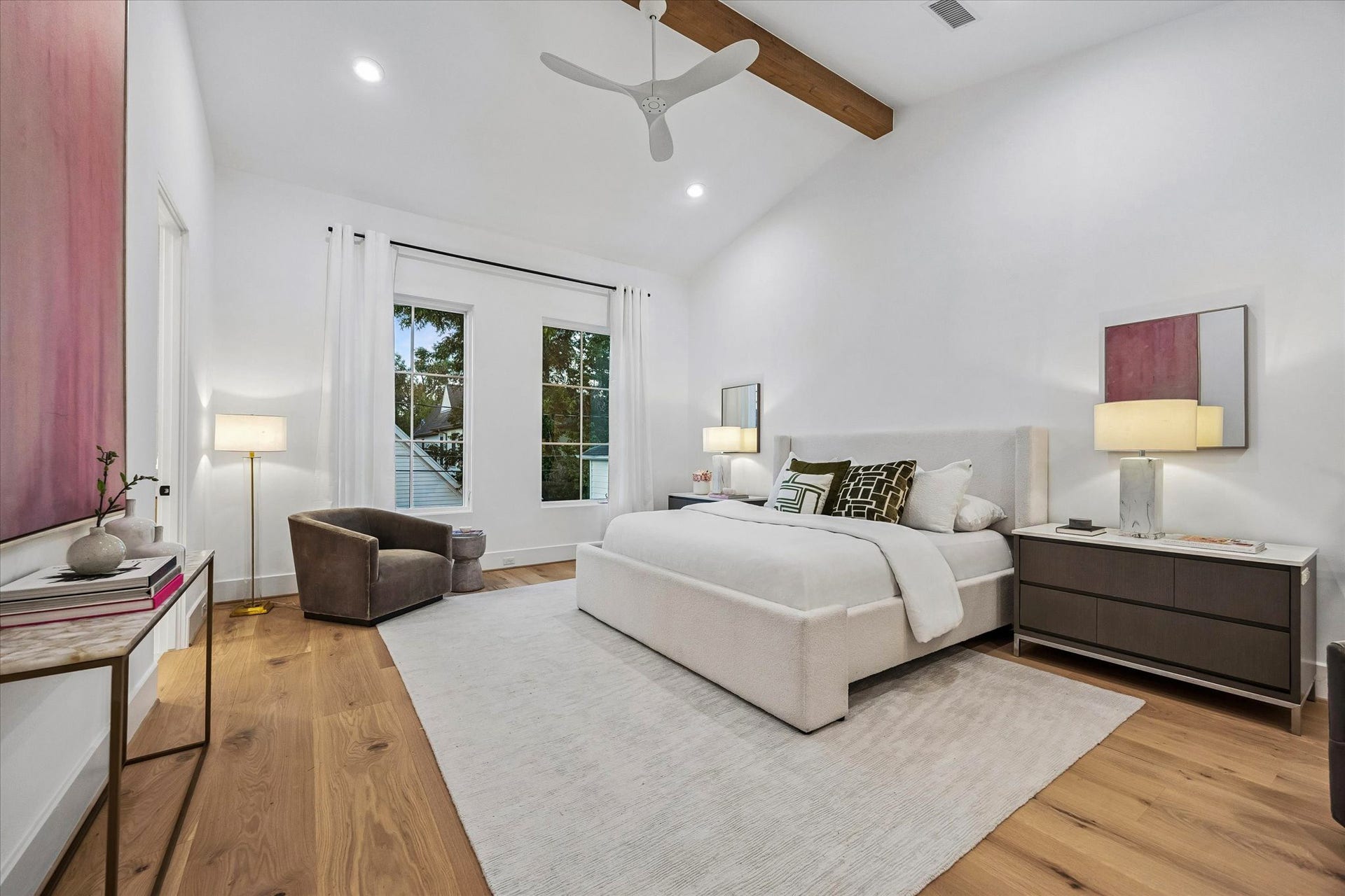 [Secluded Owner's Retreat] The owner's suite is set apart from the rest of the bedrooms. Has a vaulted/beamed ceiling with sitting area.