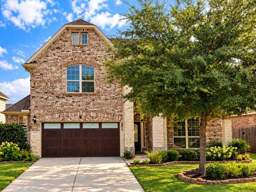 Property photo for 8410 Misty Mountain Trail Lane, Spring, TX