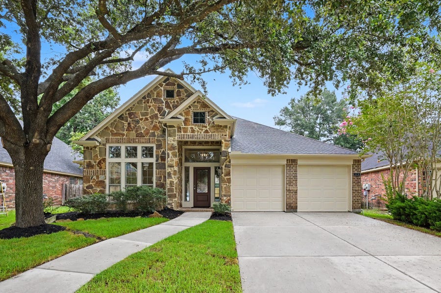 Property photo for 1414 Laura Hills Lane, Spring, TX