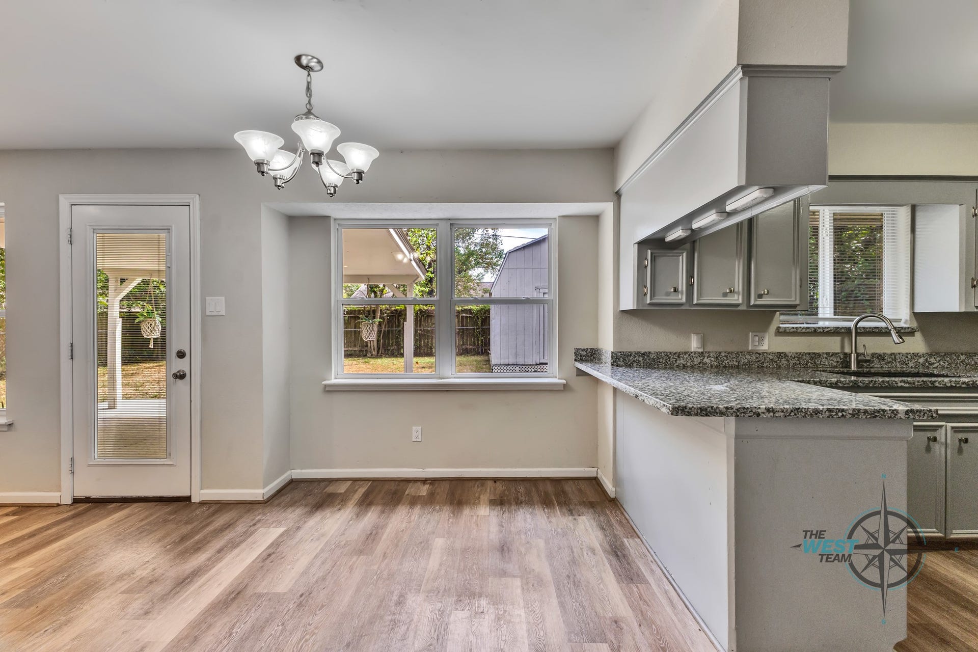 707 Hildred Avenue, Conroe, TX 77303