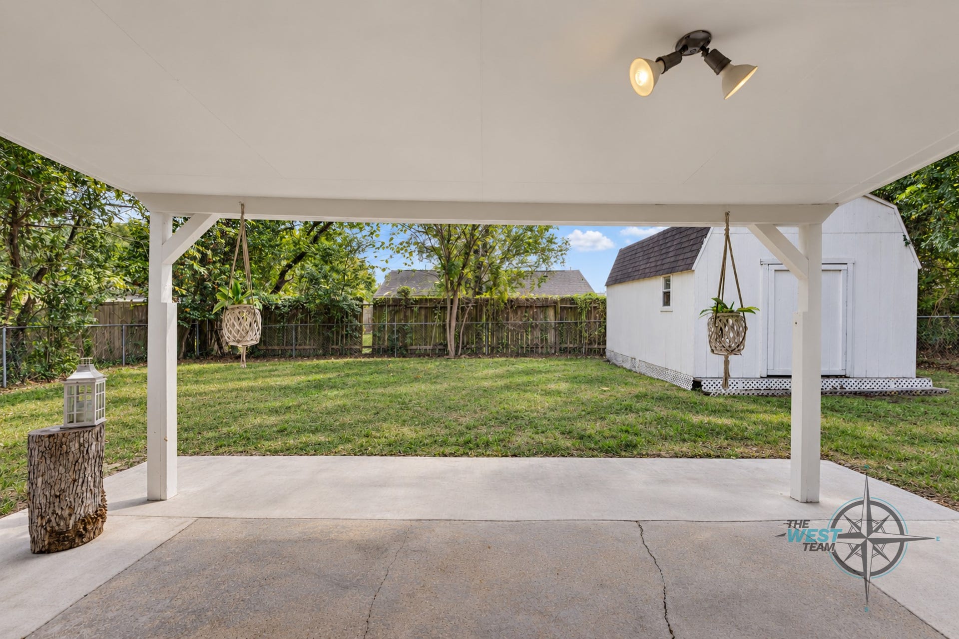 707 Hildred Avenue, Conroe, TX 77303
