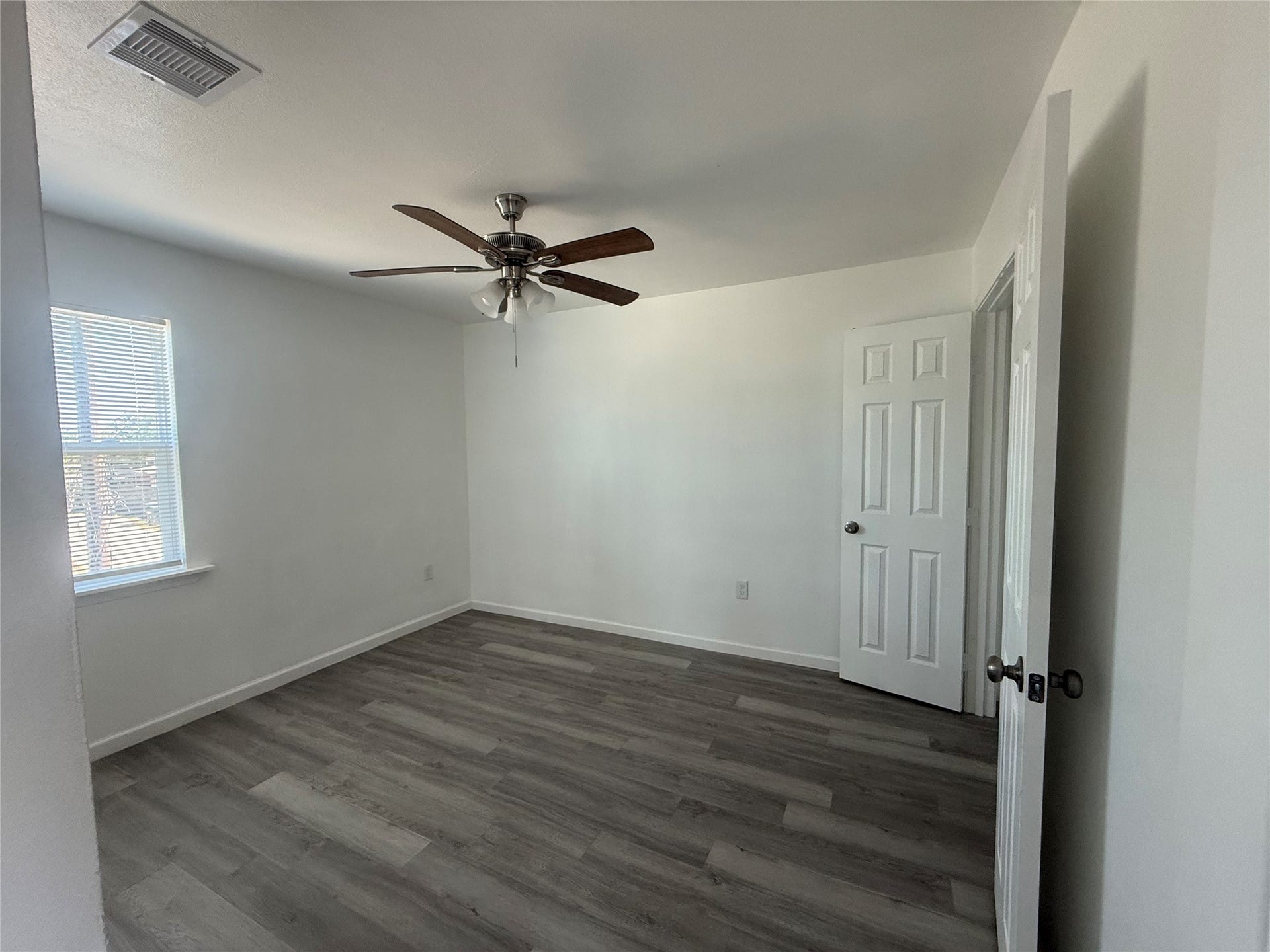 316 20th Street, #1, San Leon, TX 77539 Bedroom 2
