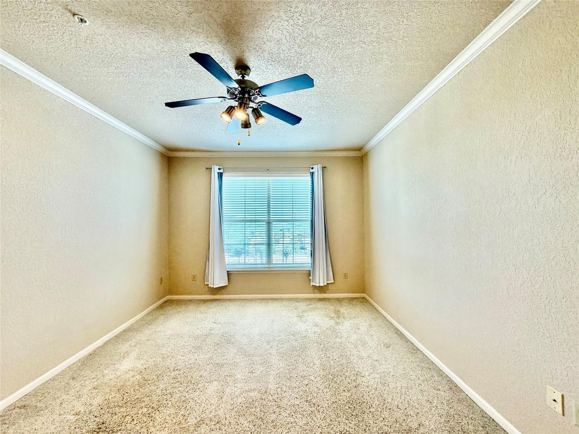 1711 Old Spanish Trail, #407, Houston, TX 77054