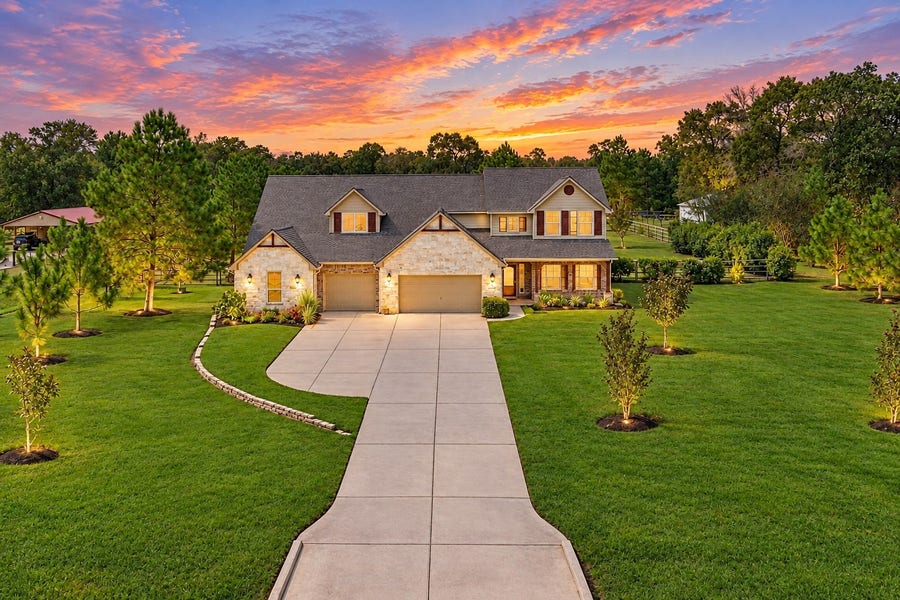Property photo for 9115 Bush Buck Lane, Conroe, TX